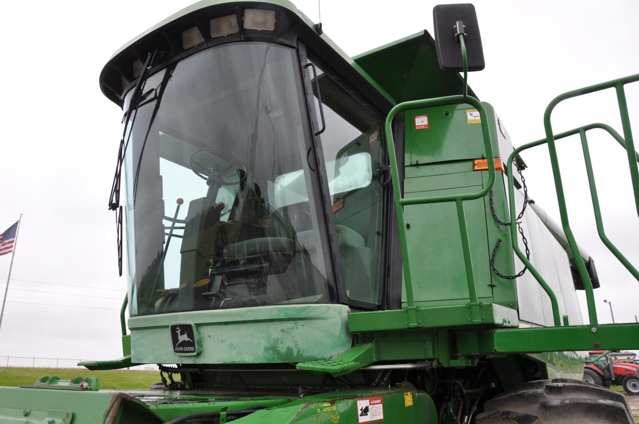 1993 John Deere 9500 2wd combine