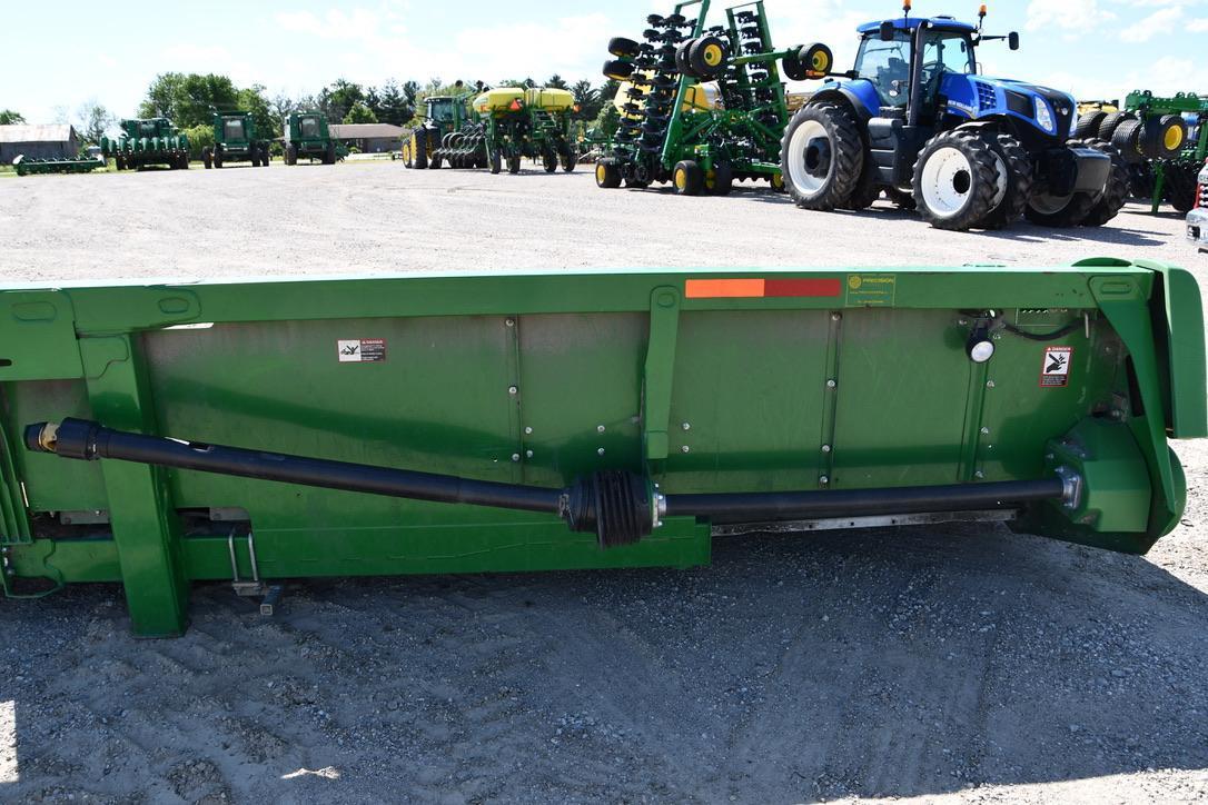 2012 John Deere 612C 12 row 30" corn head