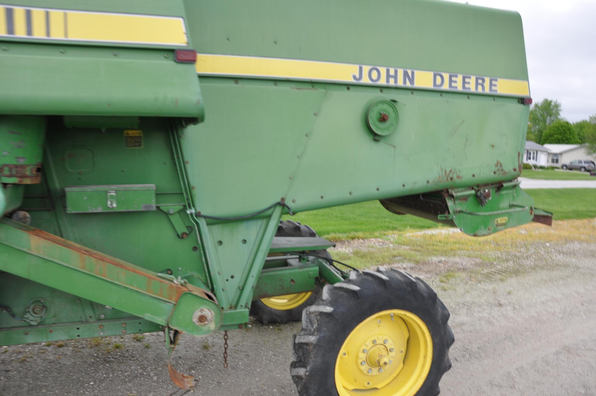 John Deere 6620 2wd SideHill combine