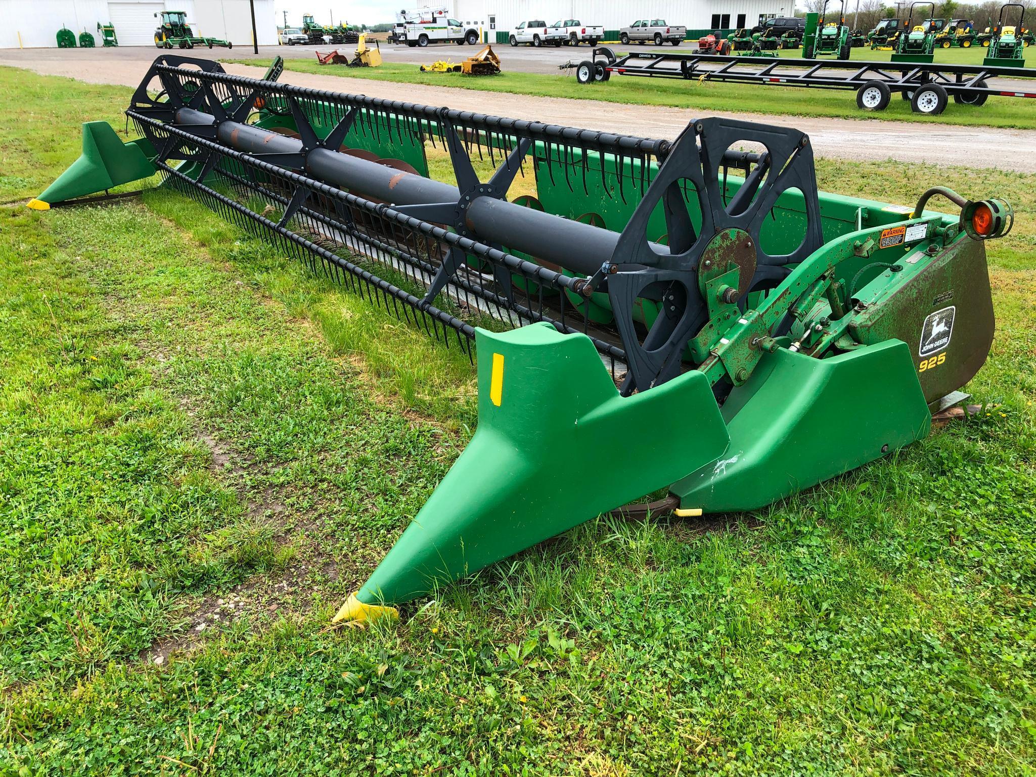 1995 John Deere 925F 25' platform