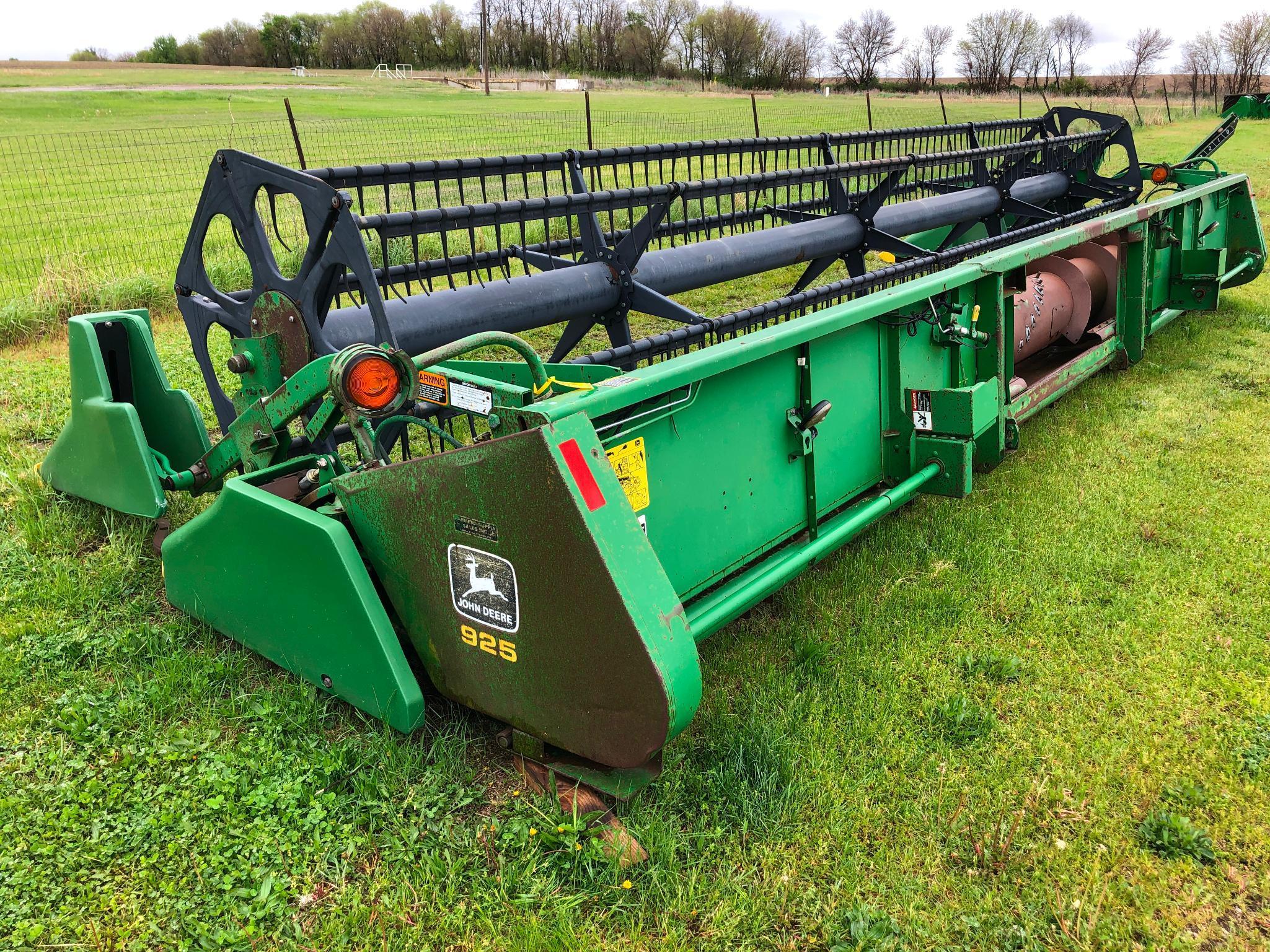 1995 John Deere 925F 25' platform