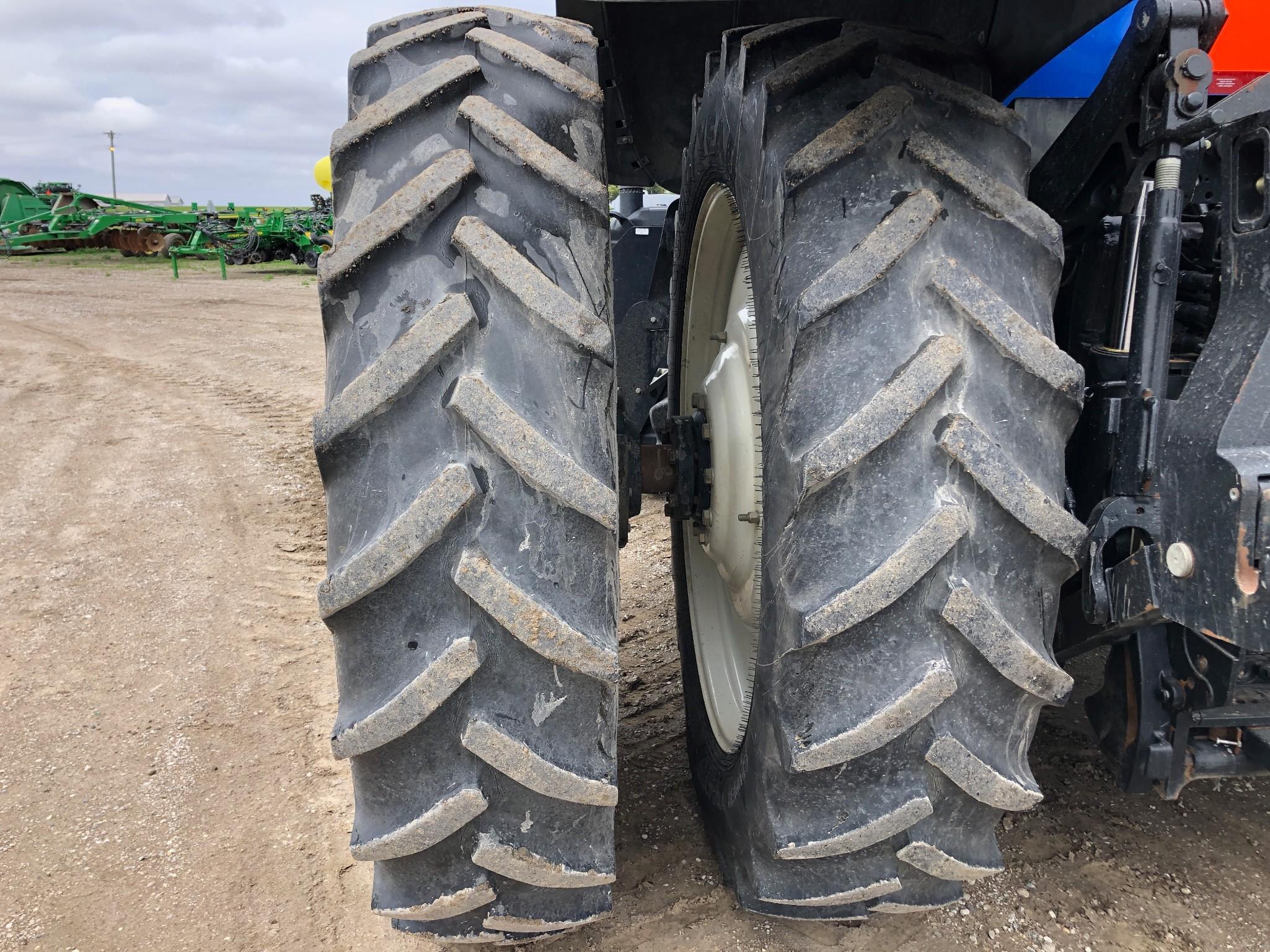 2013 New Holland T8.360 MFWD tractor