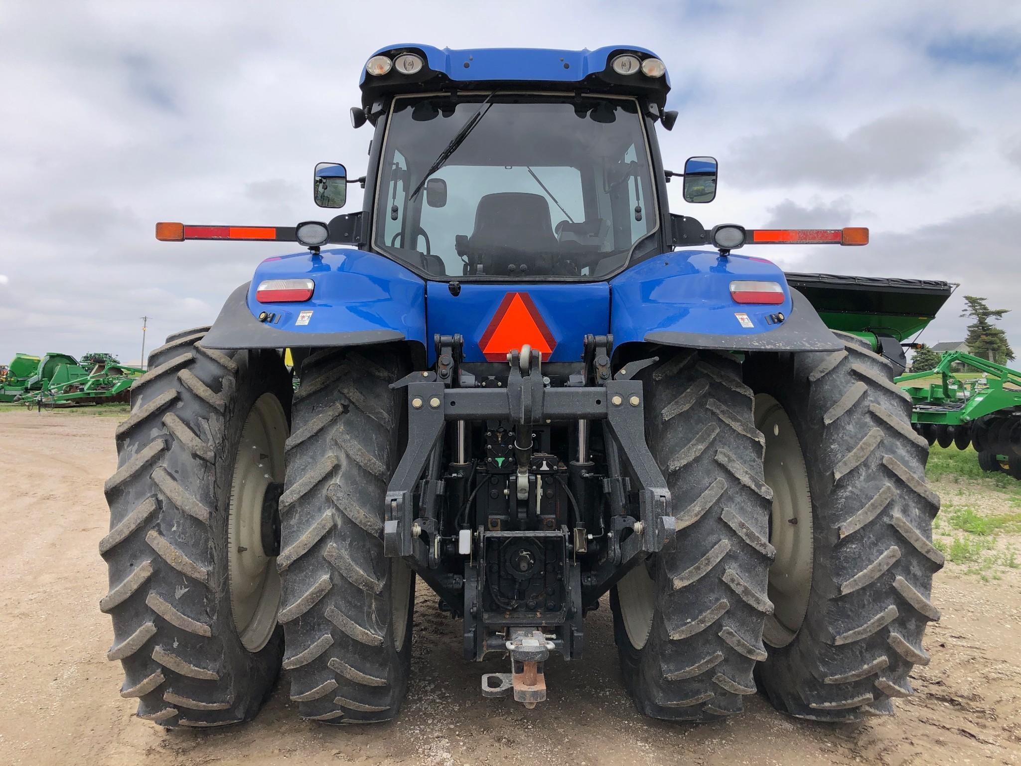 2013 New Holland T8.360 MFWD tractor