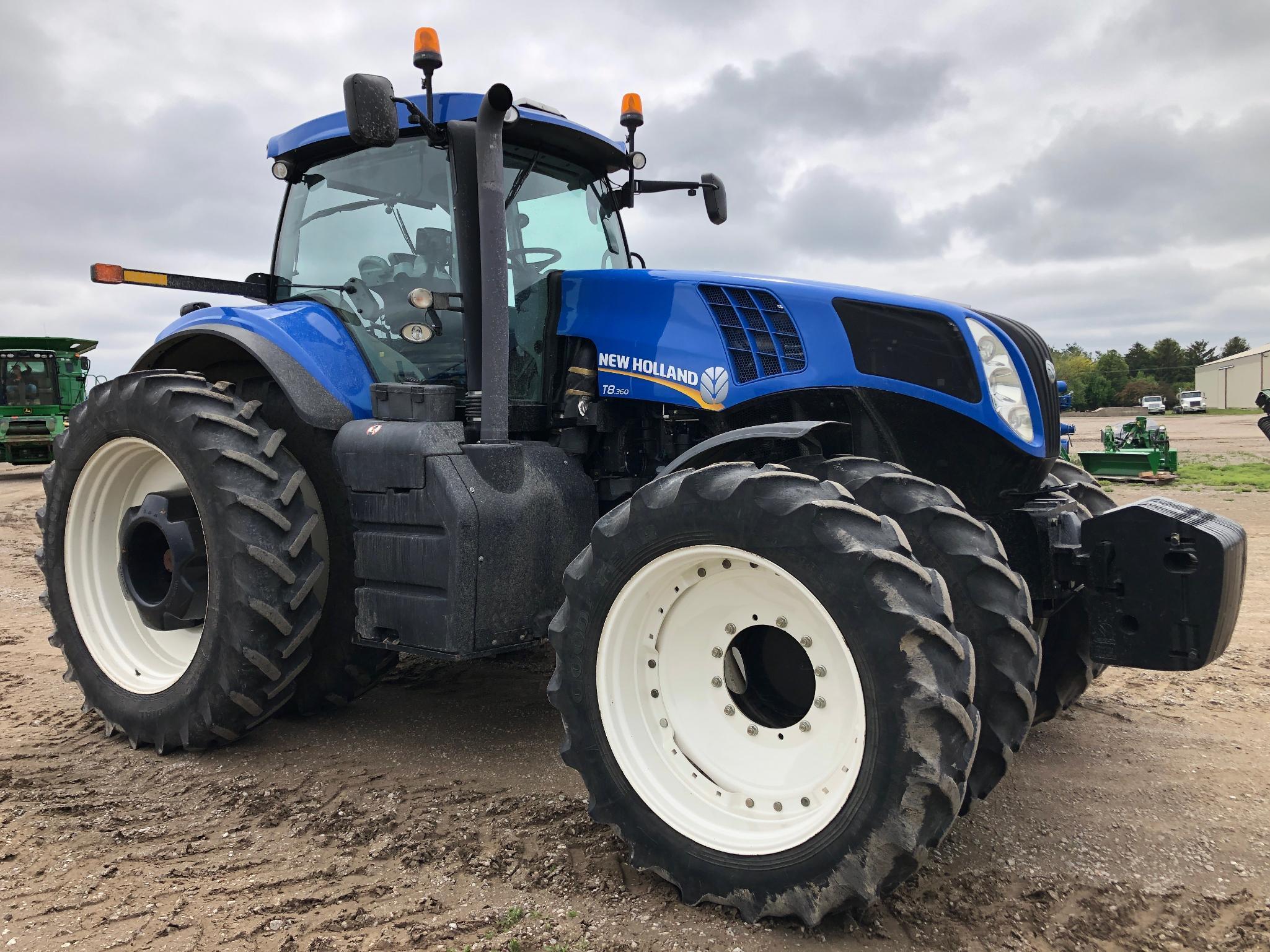 2013 New Holland T8.360 MFWD tractor