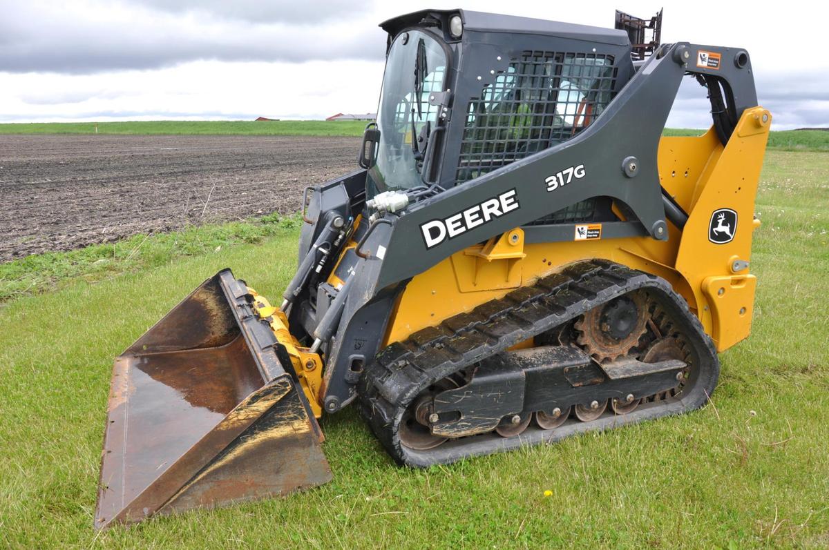 2017 Deere 317G compact track loader