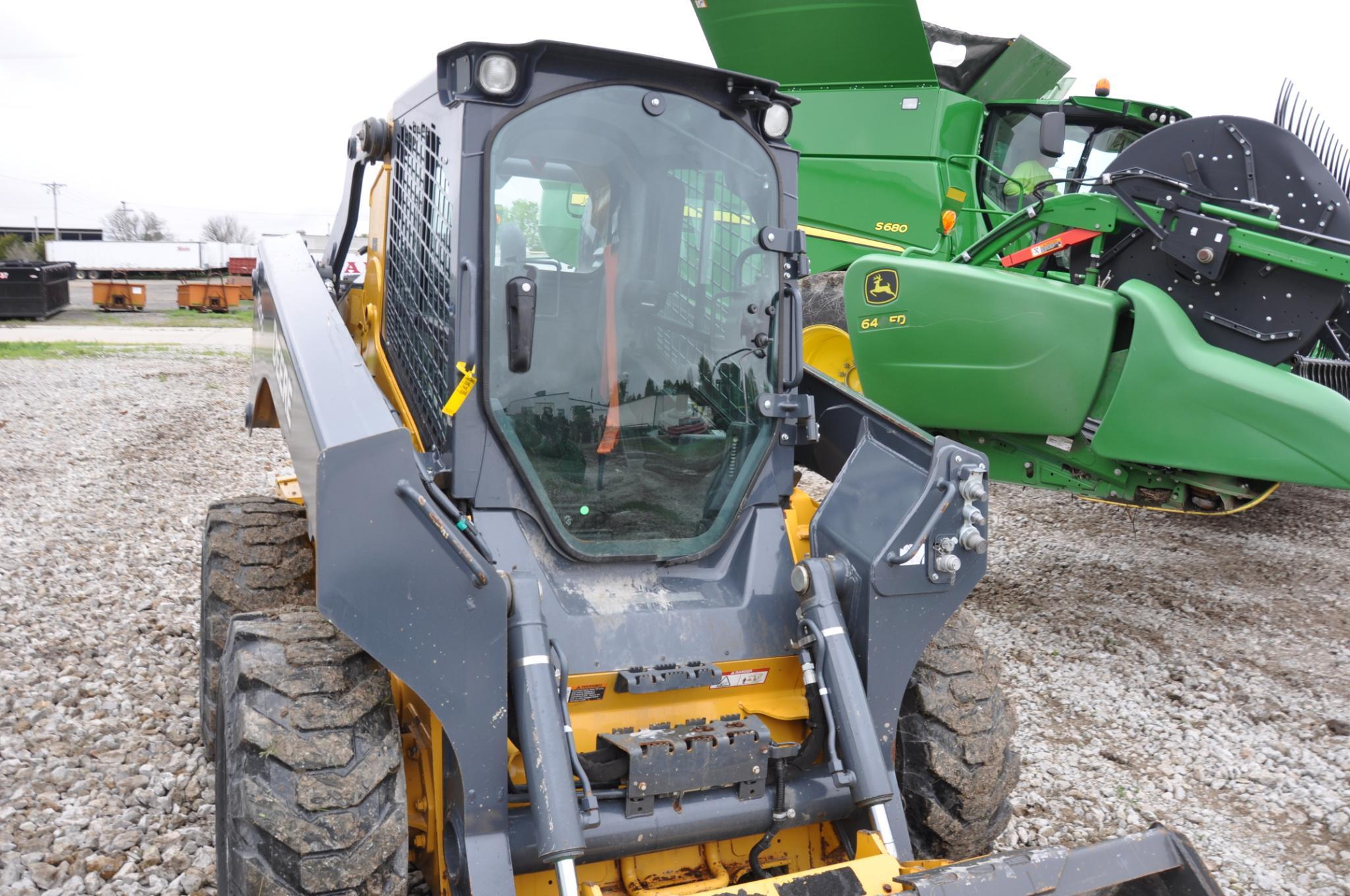 2017 John Deere 330G skid steer