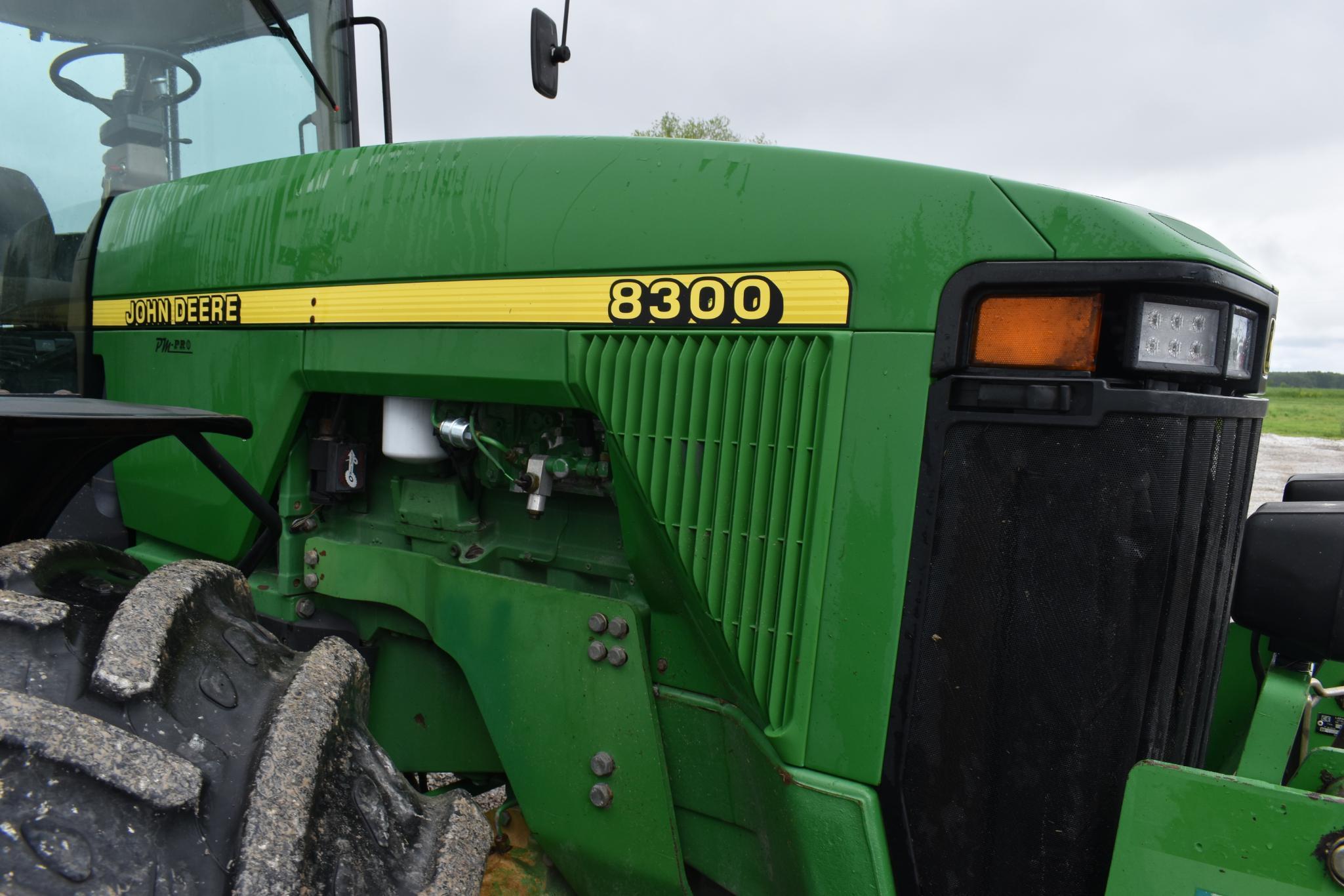 1998 John Deere 8300 MFWD tractor