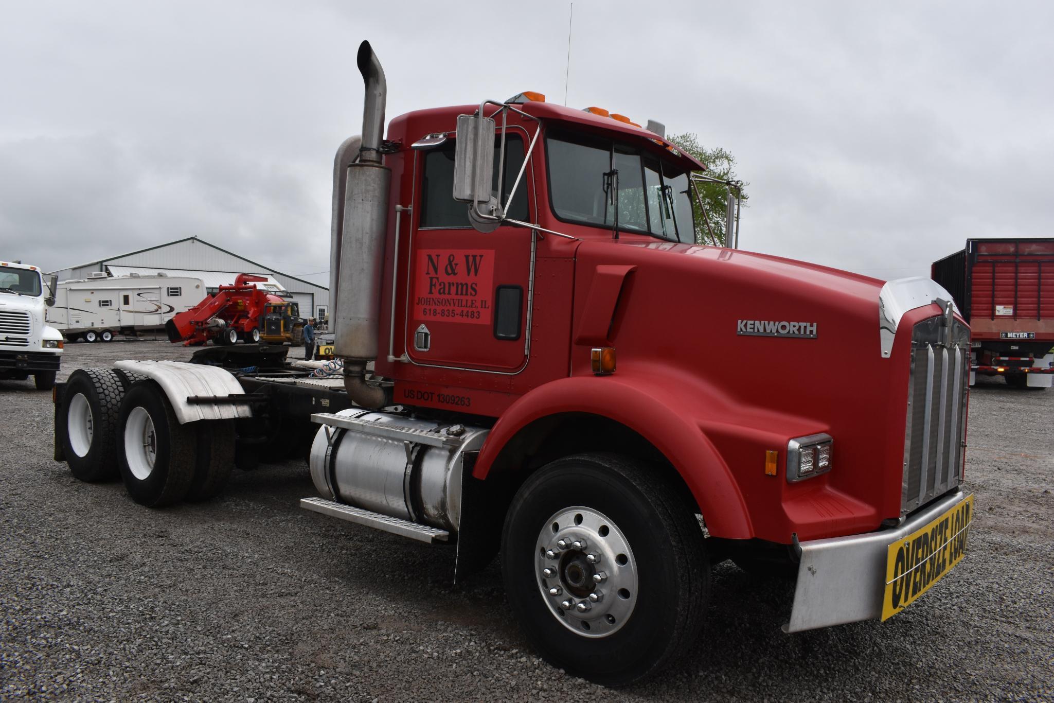 1994 Kenworth T-800 truck