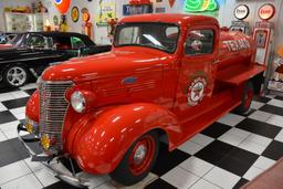 1938 Chevrolet fuel delivery truck