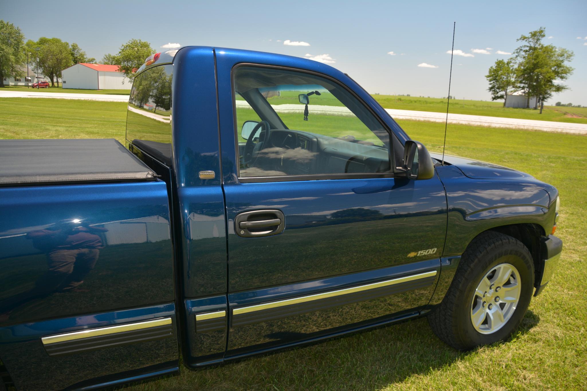 2002 Chevrolet Silverado 2wd pickup