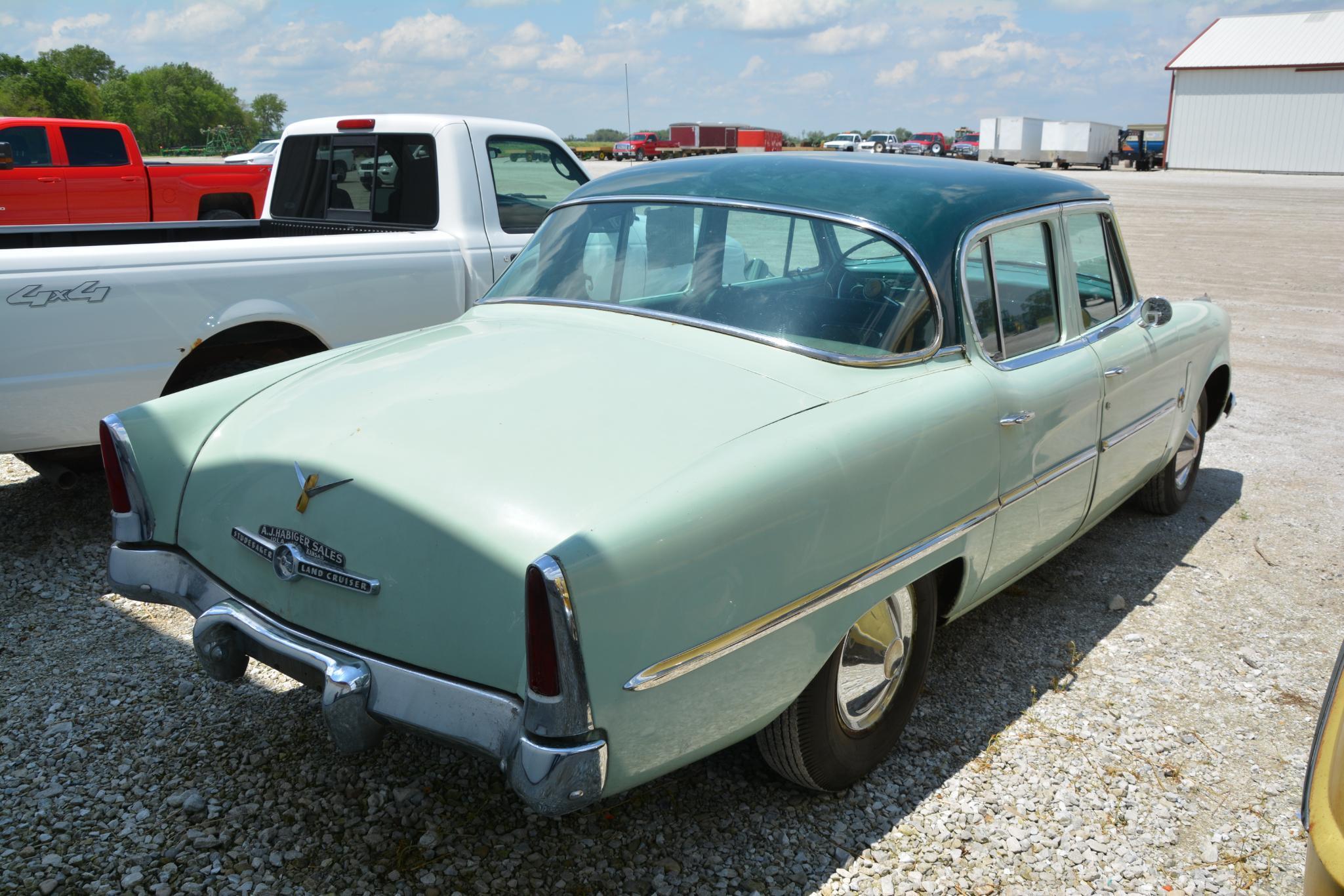 1954 Studebaker Landcruiser V8 4-door Sedan