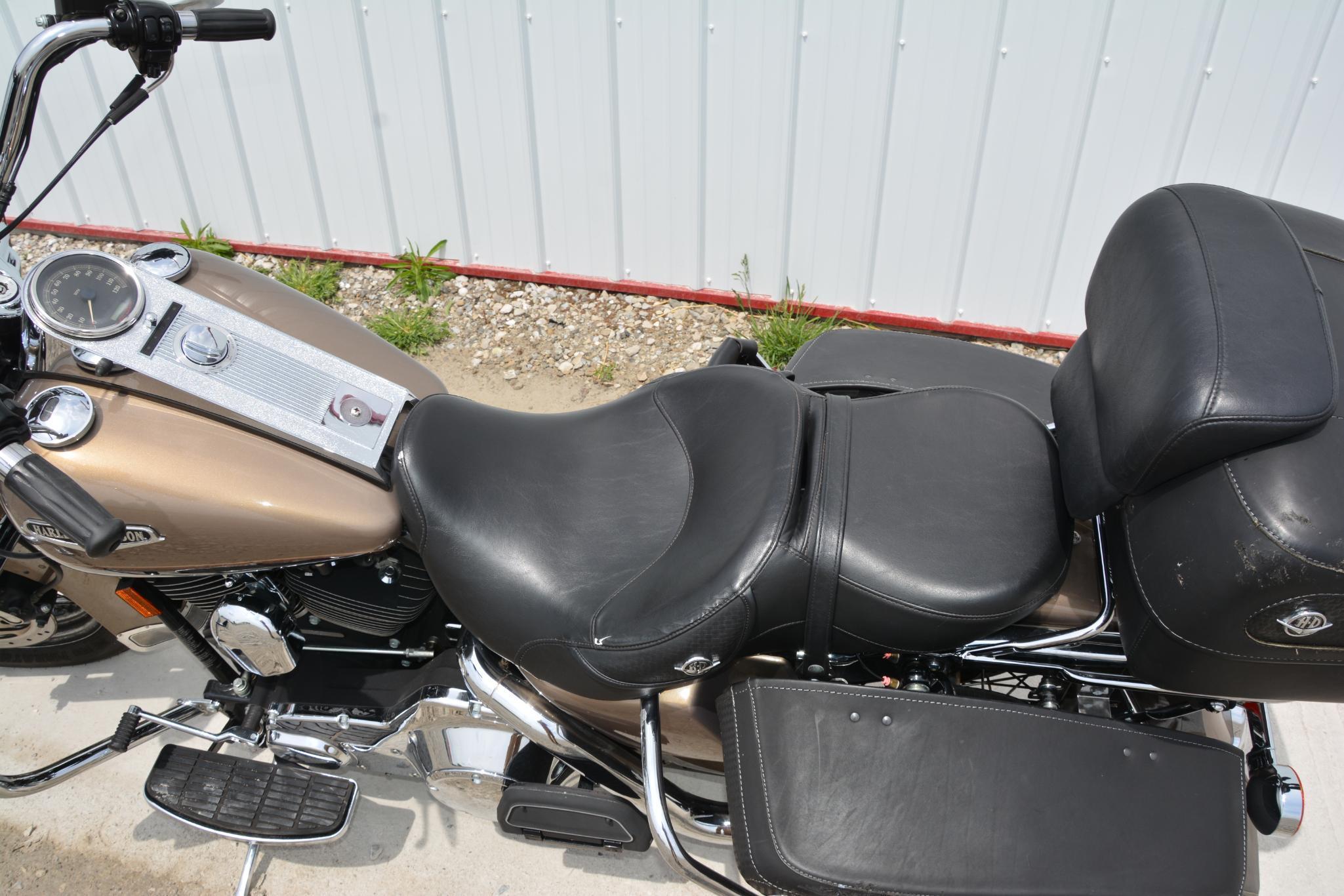 2004 Harley-Davidson FLH RCI