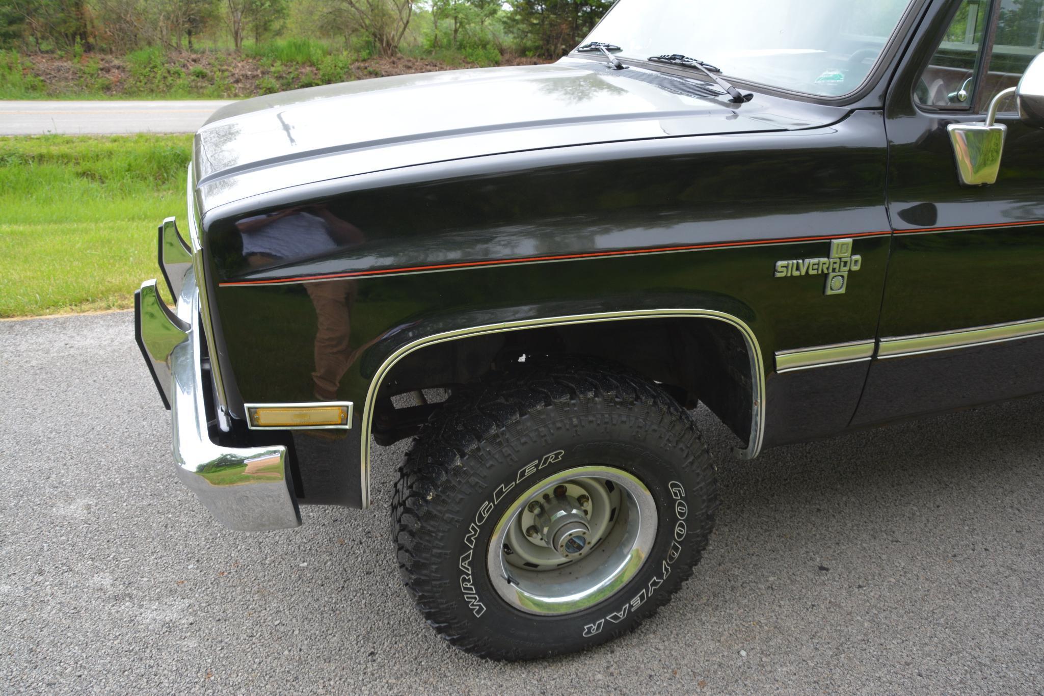 1987 Chevrolet C10 4wd pickup