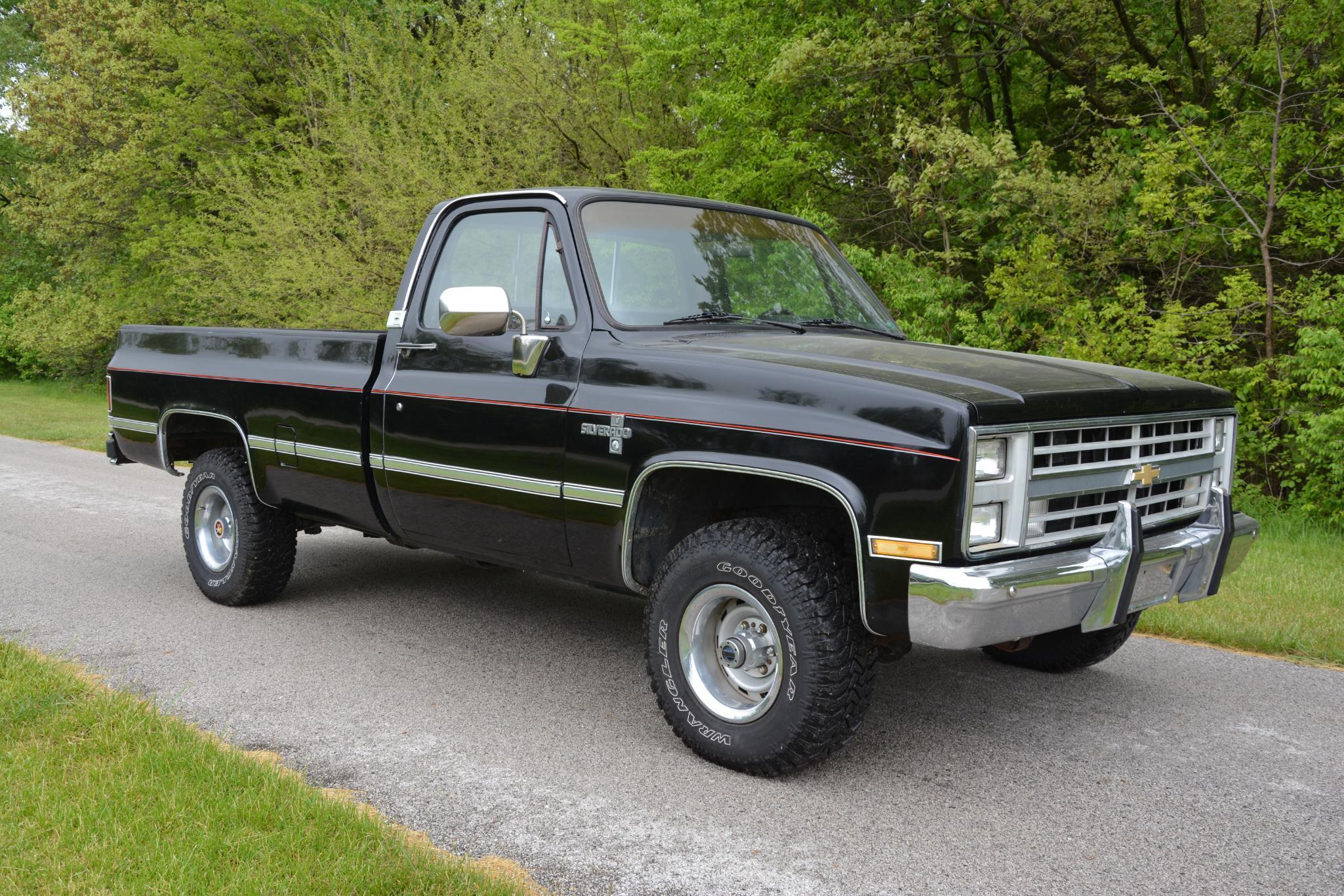 1987 Chevrolet C10 4wd pickup