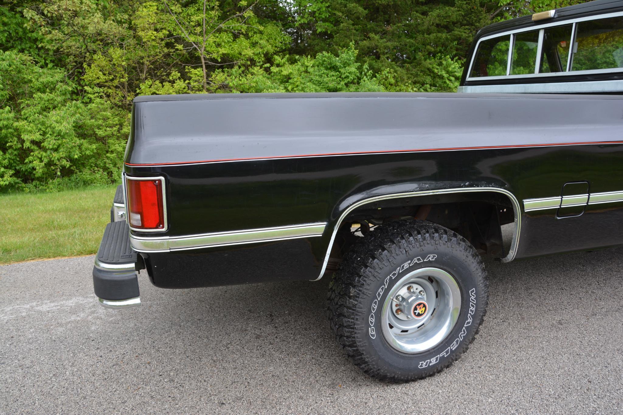 1987 Chevrolet C10 4wd pickup