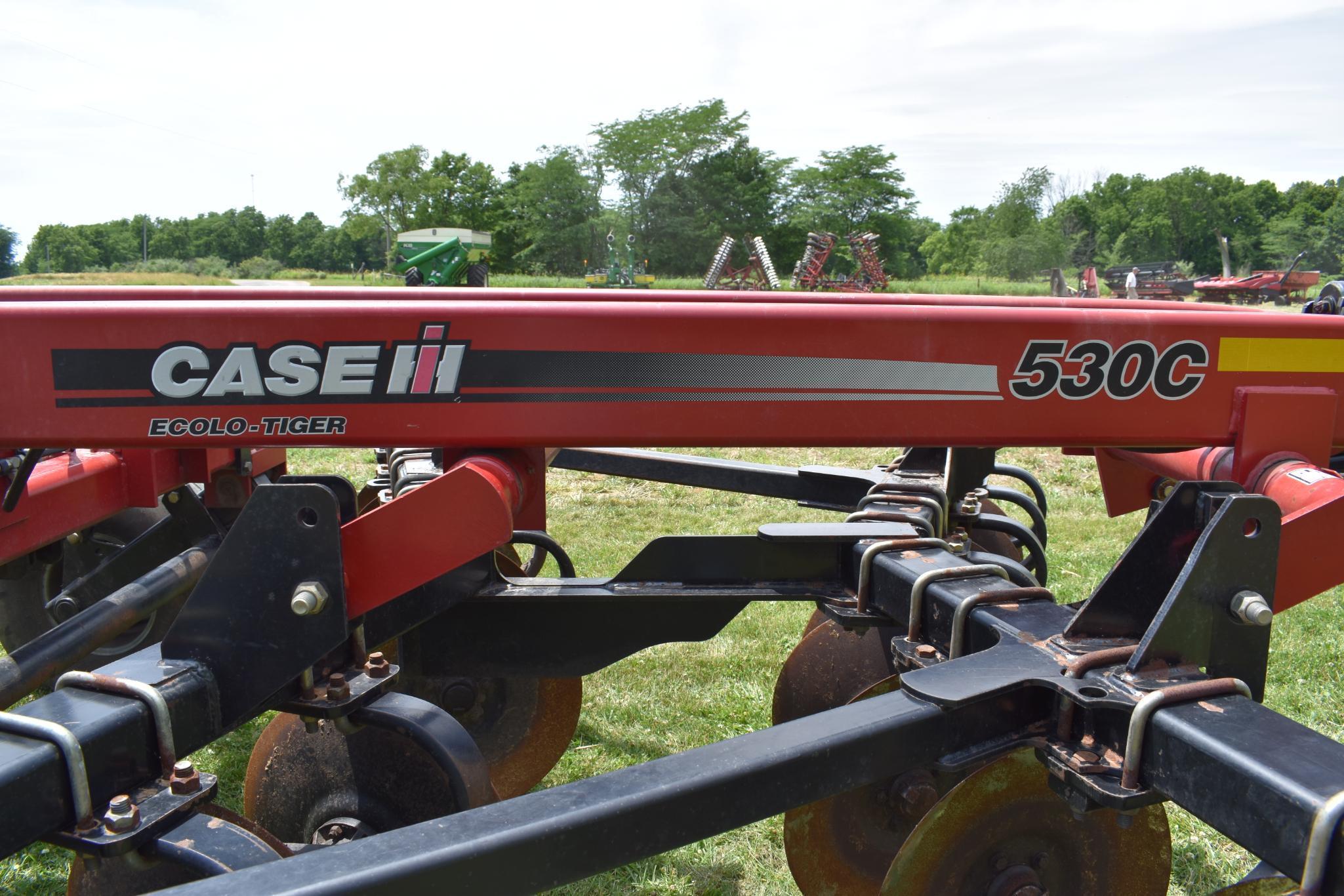 2008 Case-IH Ecolo-Tiger 530C 5-shank disc-ripper