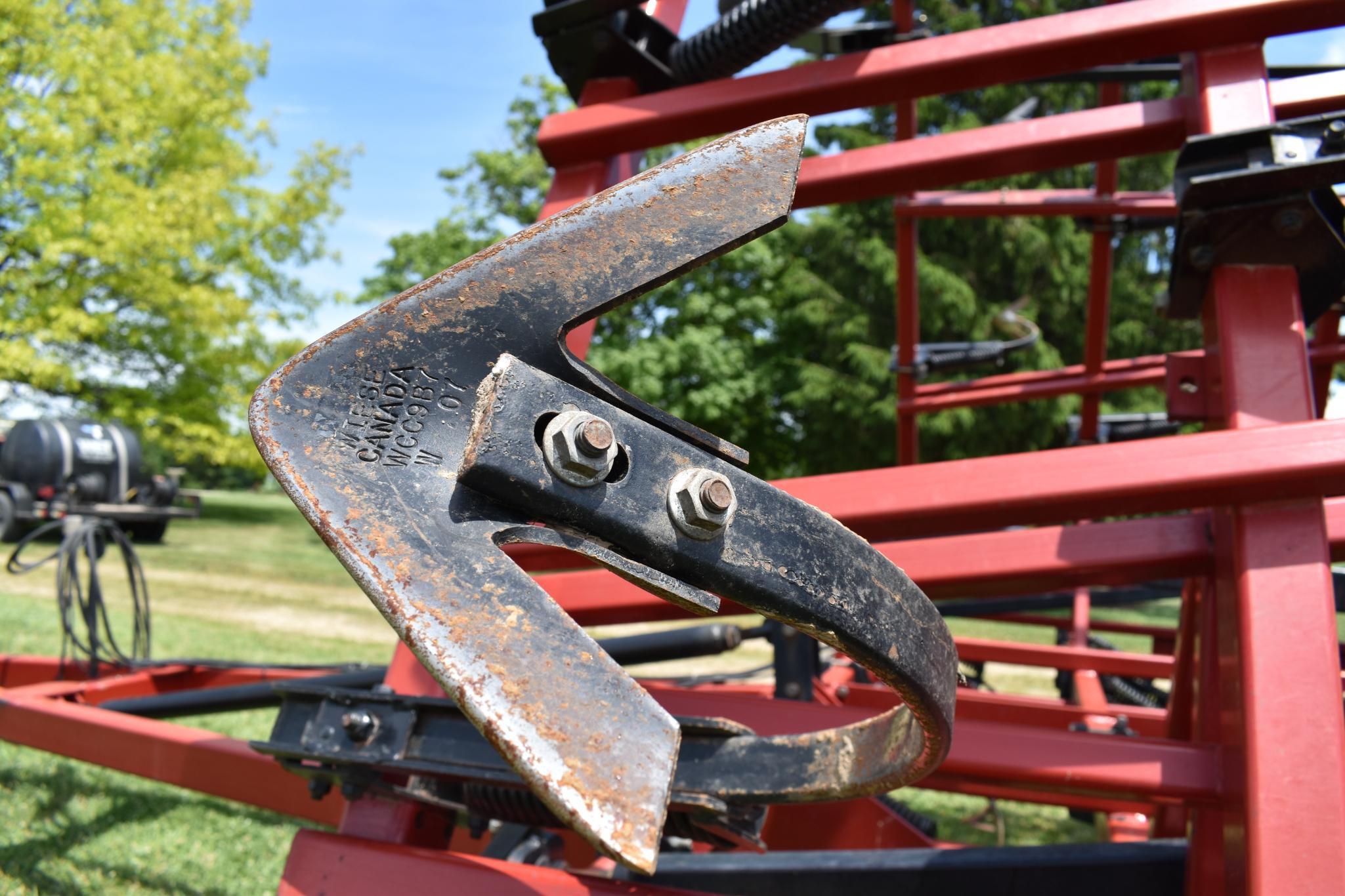 Case-IH Tiger-Mate II 36' field cultivator