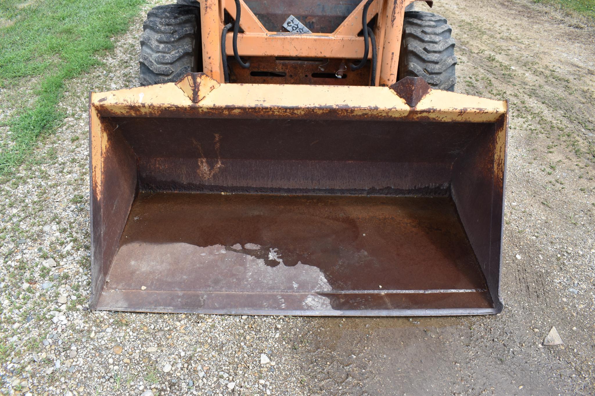 Case 1835 'Uni-Loader' skid steer