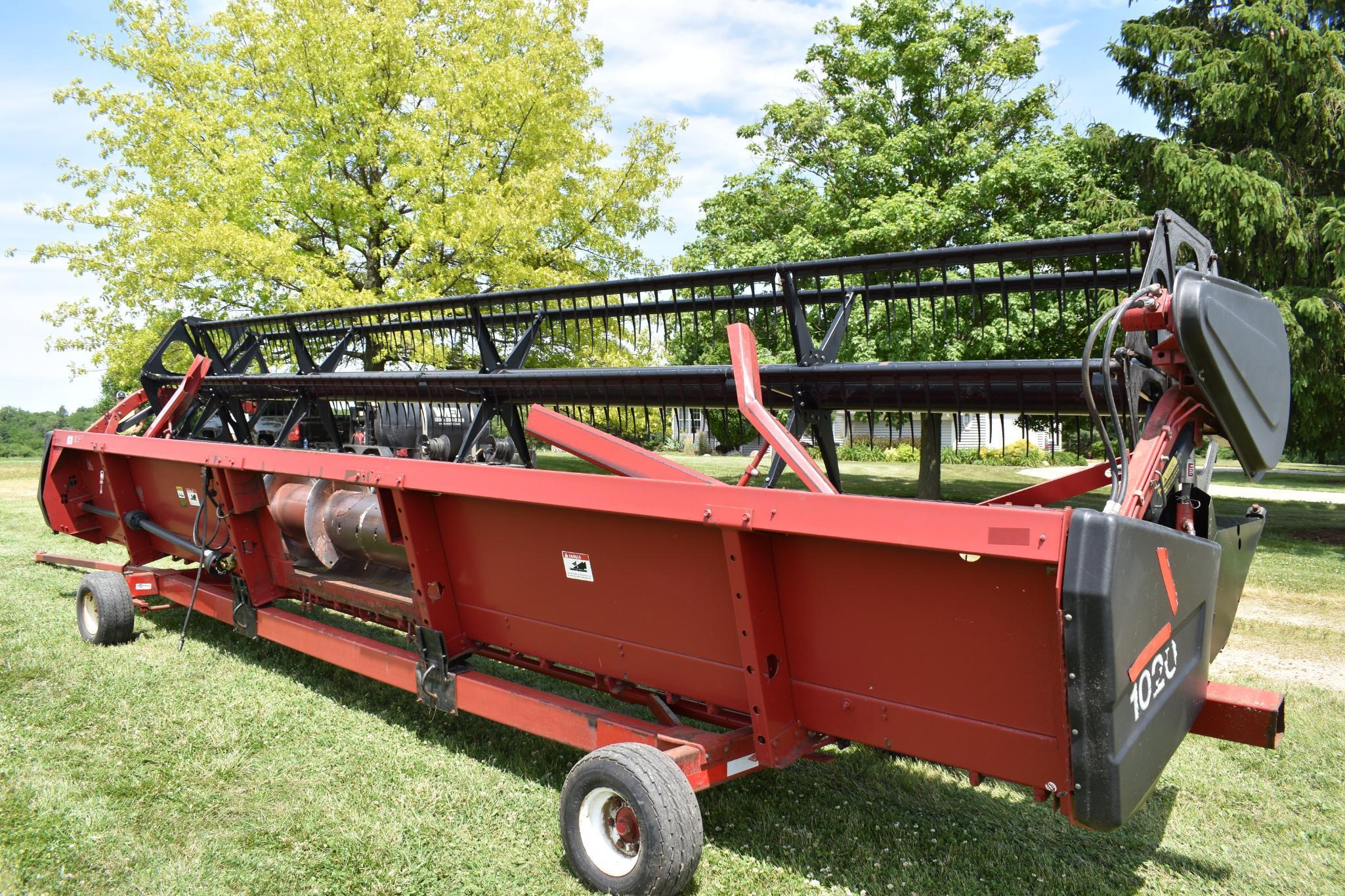 Case-IH 1020 25' grain platform