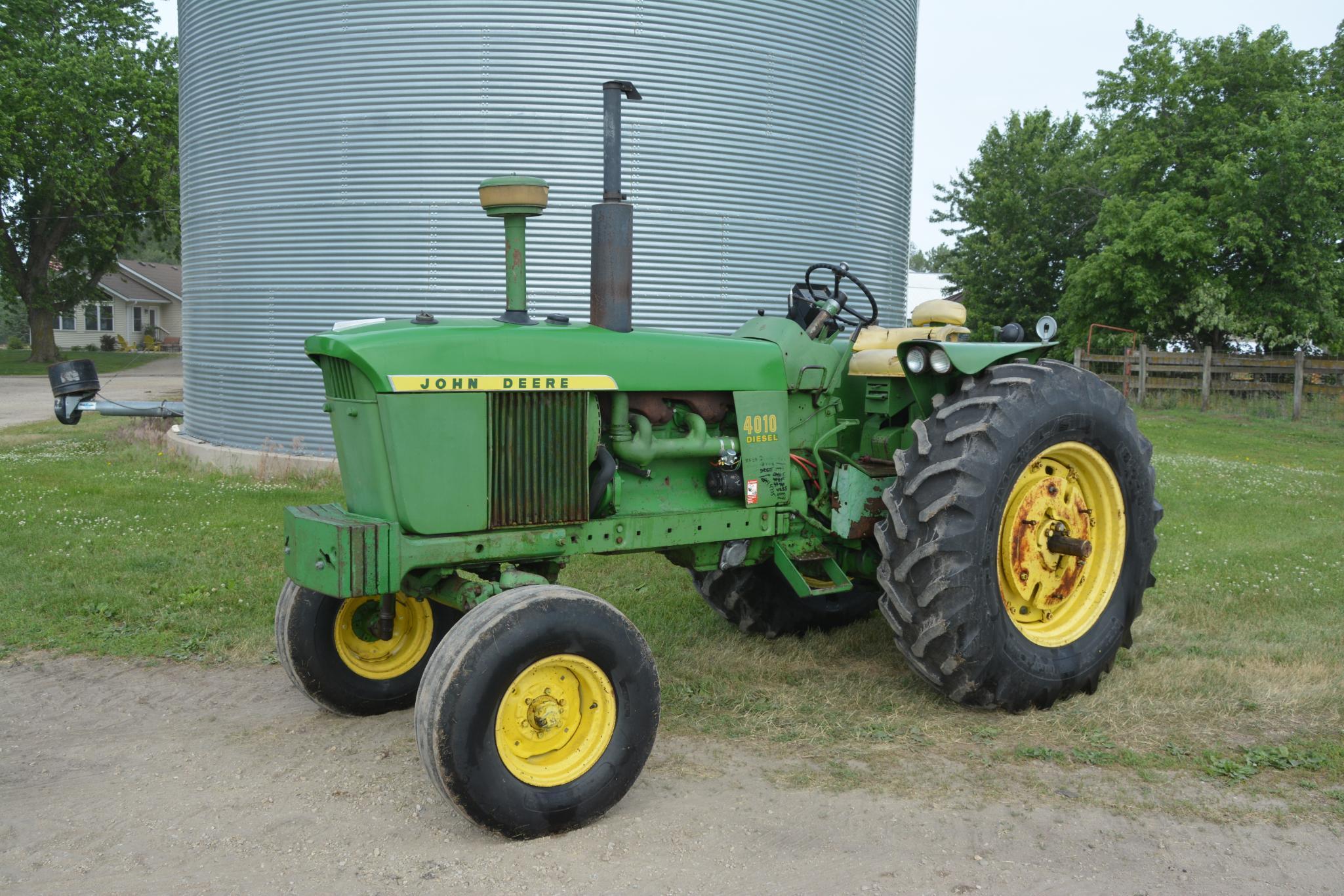 1962 John Deere 4010 diesel tractor