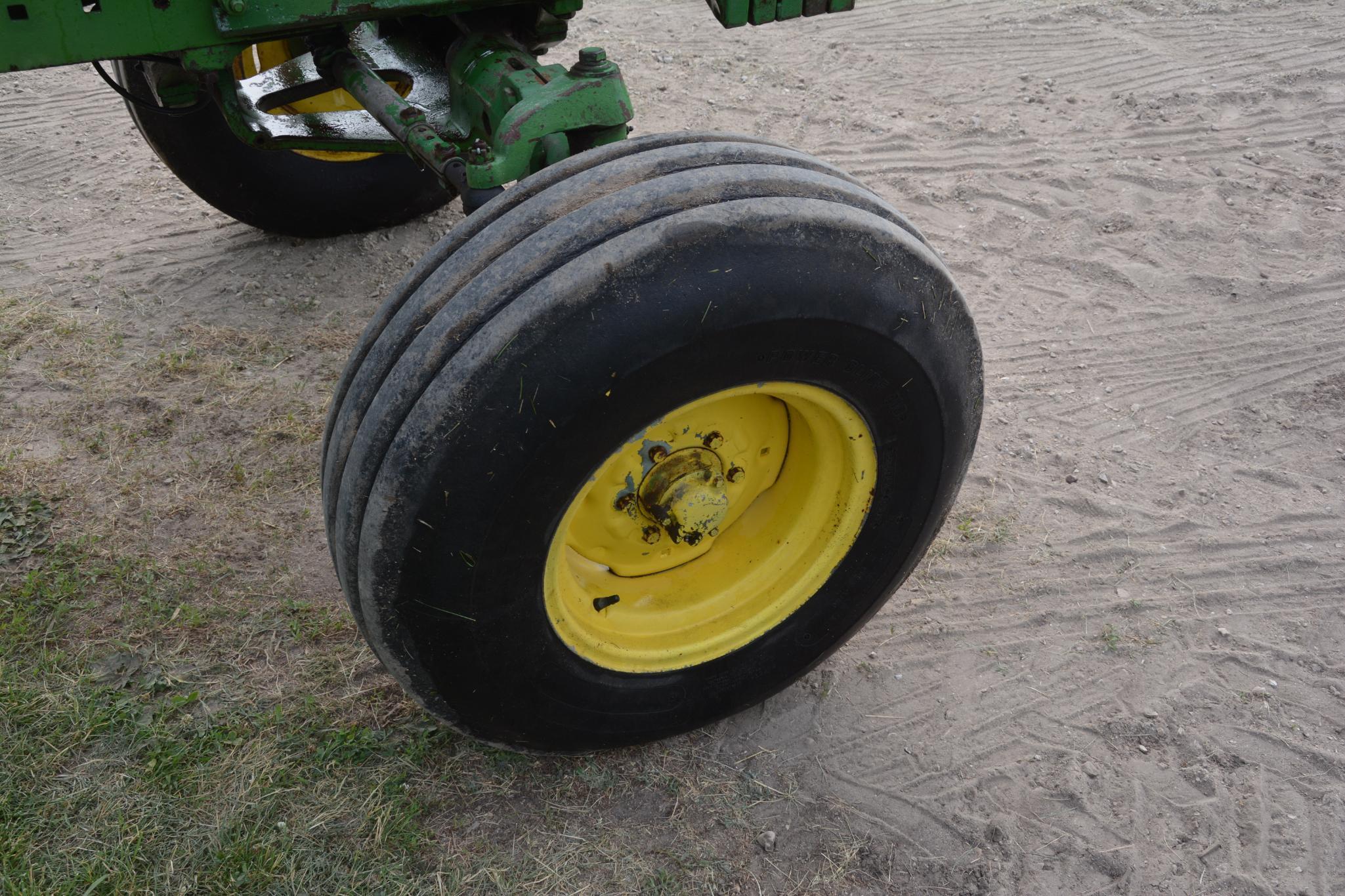 1962 John Deere 4010 diesel tractor