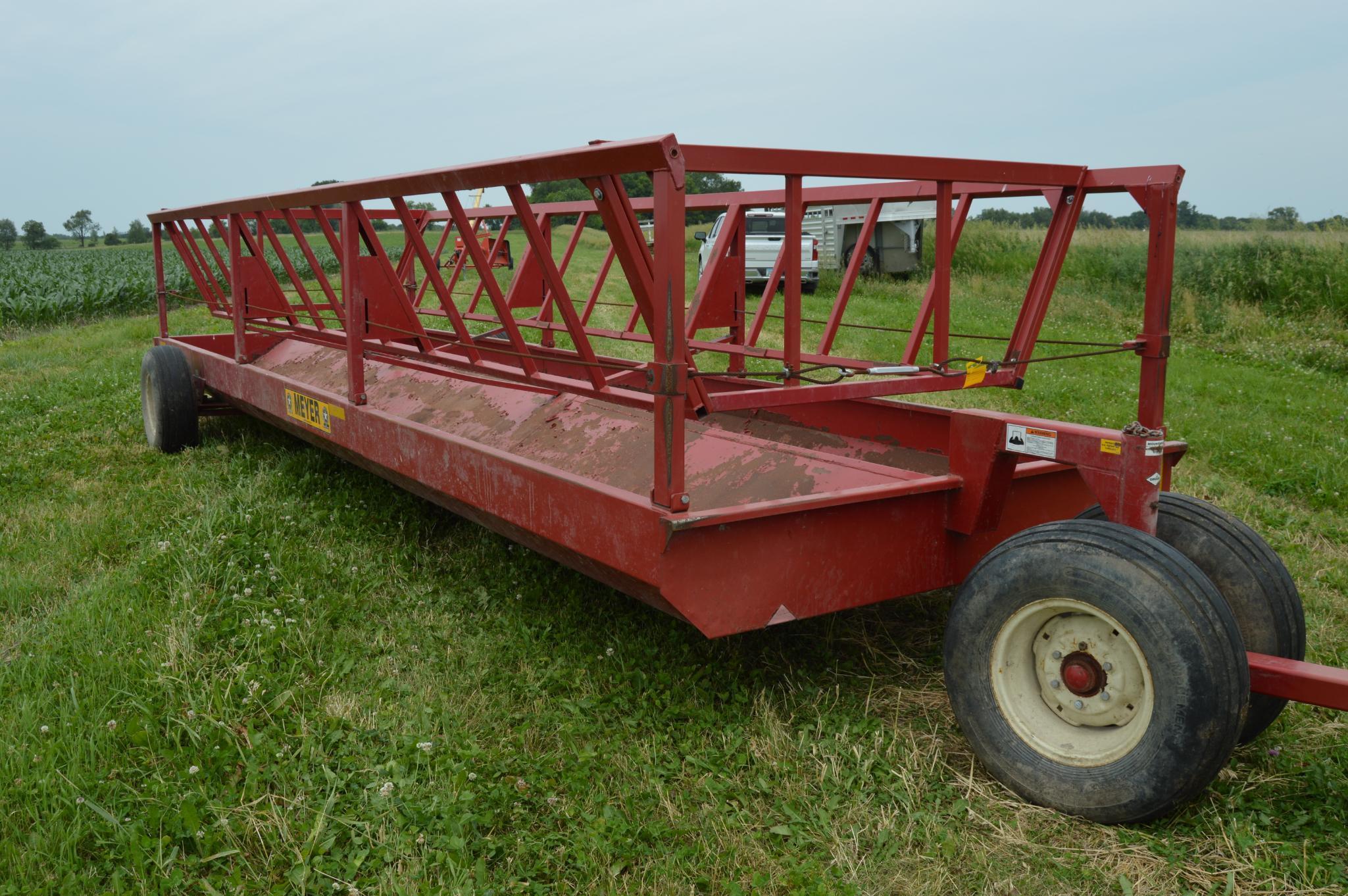 Meyer 24' portable hay/forage feeder