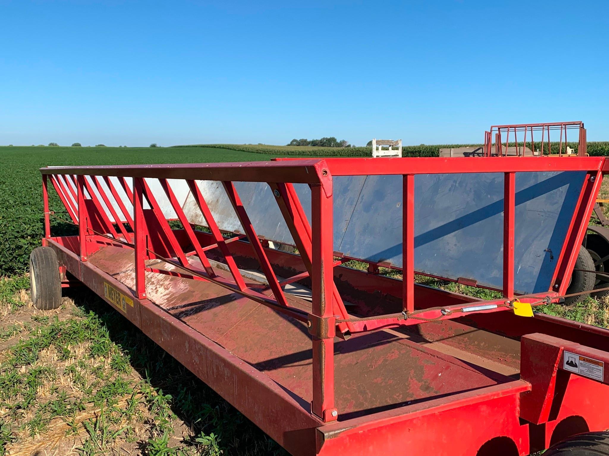 Meyer 24' portable hay/forage feeder