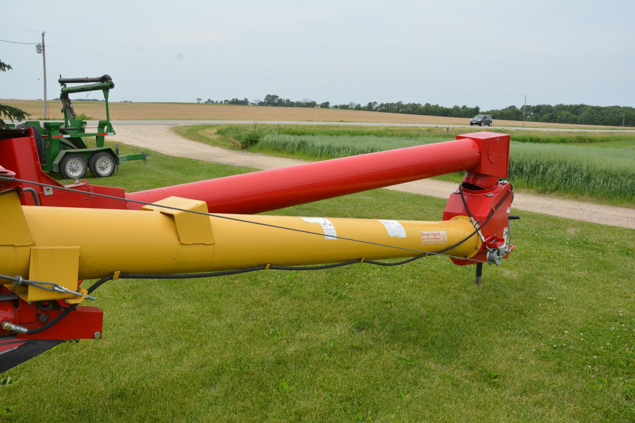 Westfield MK 100-71 10" x 71' hyd. swing away auger