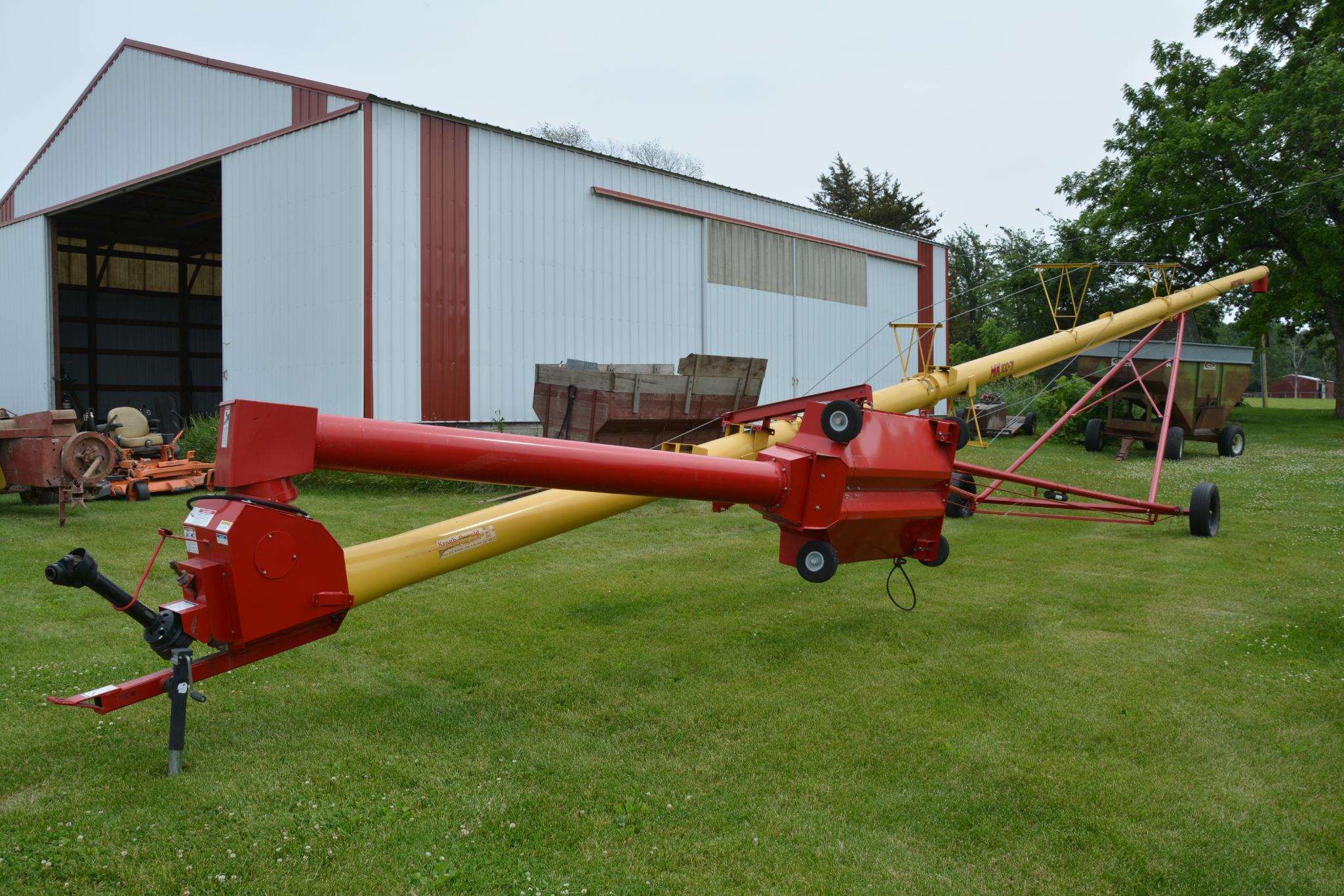 Westfield MK 100-71 10" x 71' hyd. swing away auger