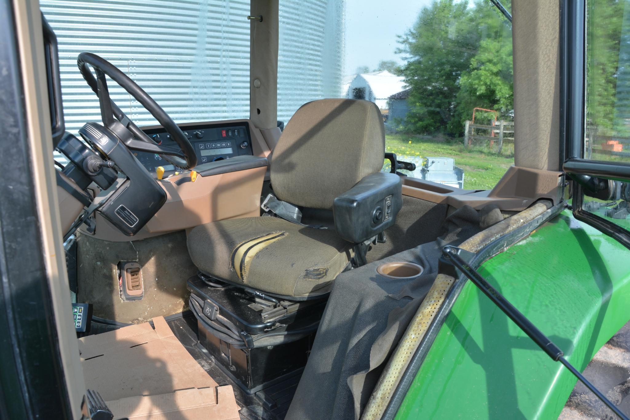 1998 John Deere 8300 MFWD tractor