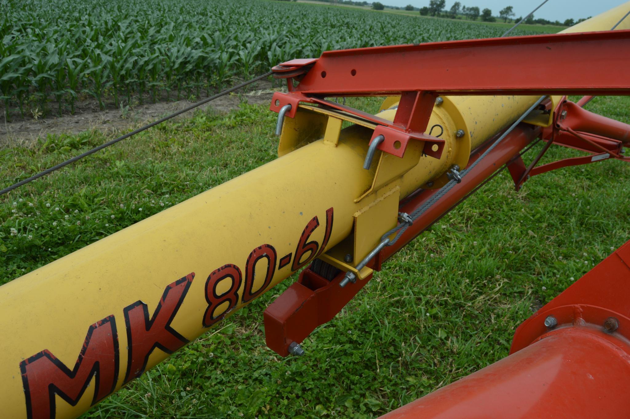 Westfield MK 80-61 8" x 61' hyd. swing away auger