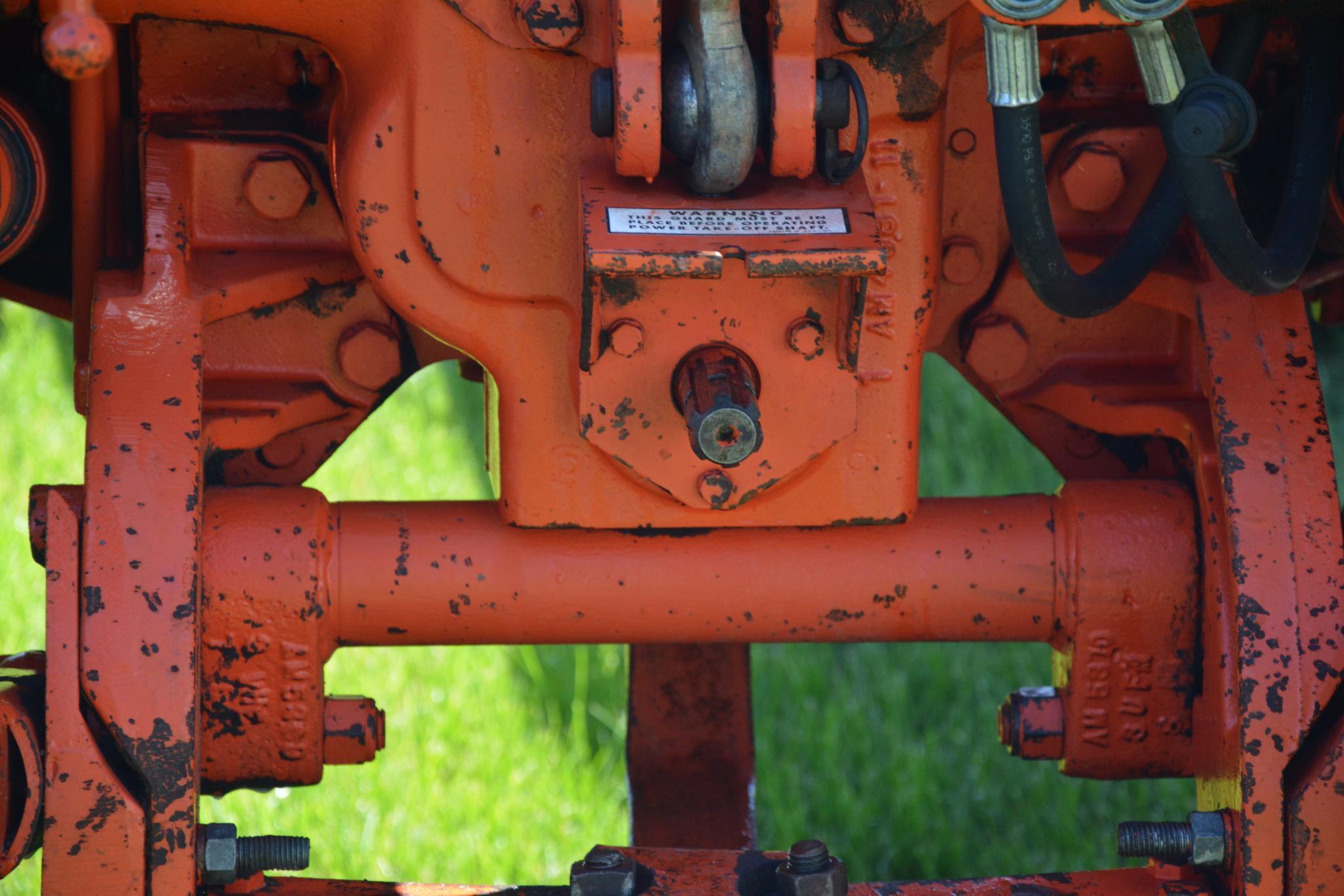 1972 Allis Chalmers 185 2wd diesel tractor