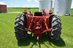 1975 International 574 2wd gas tractor