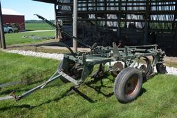 John Deere 555 3 bottom pull type plow