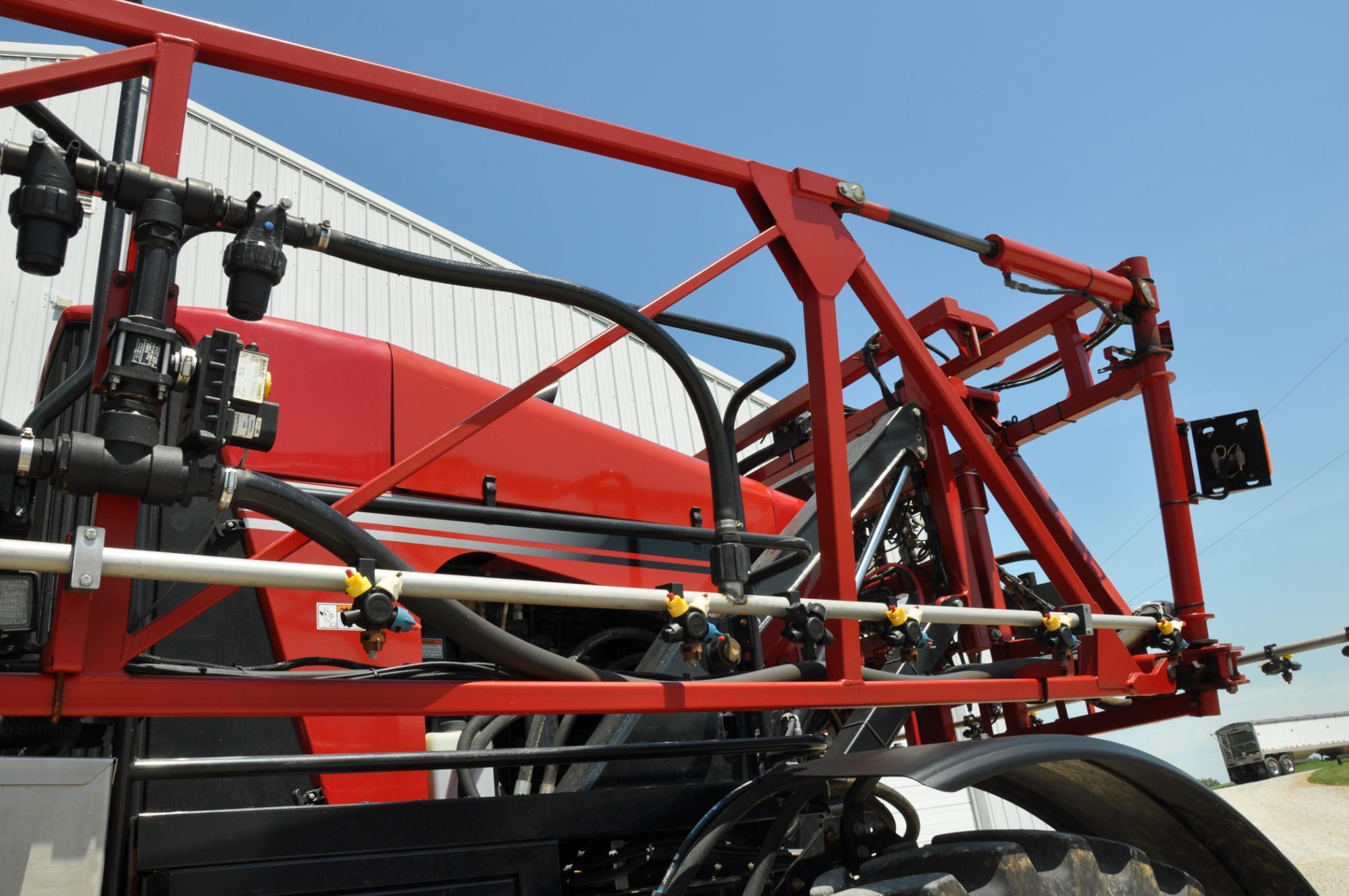 2013 Case-IH 3330 self-propelled sprayer