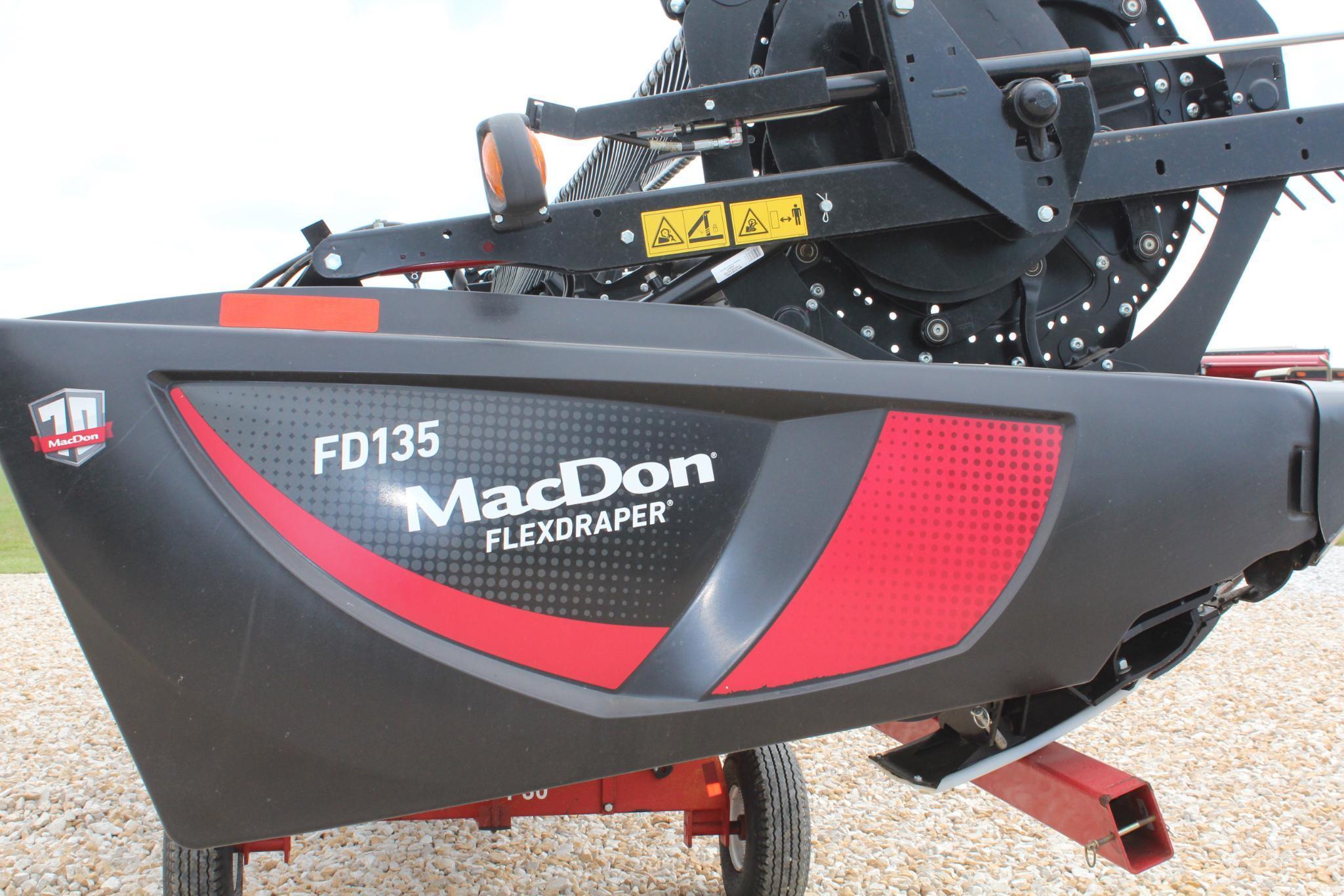 2019 MacDon FD135 35' flex draper head