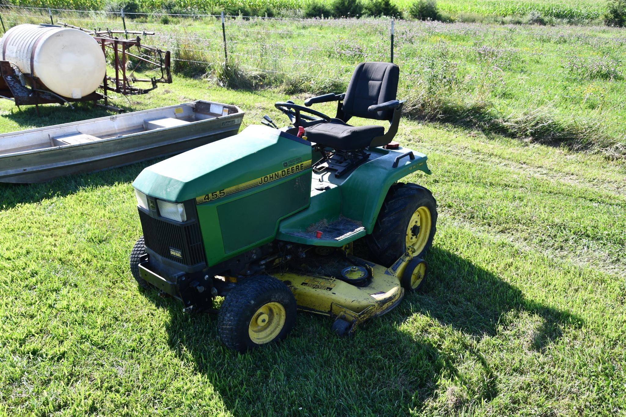 John Deere 455 4-wheel steer lawn mower