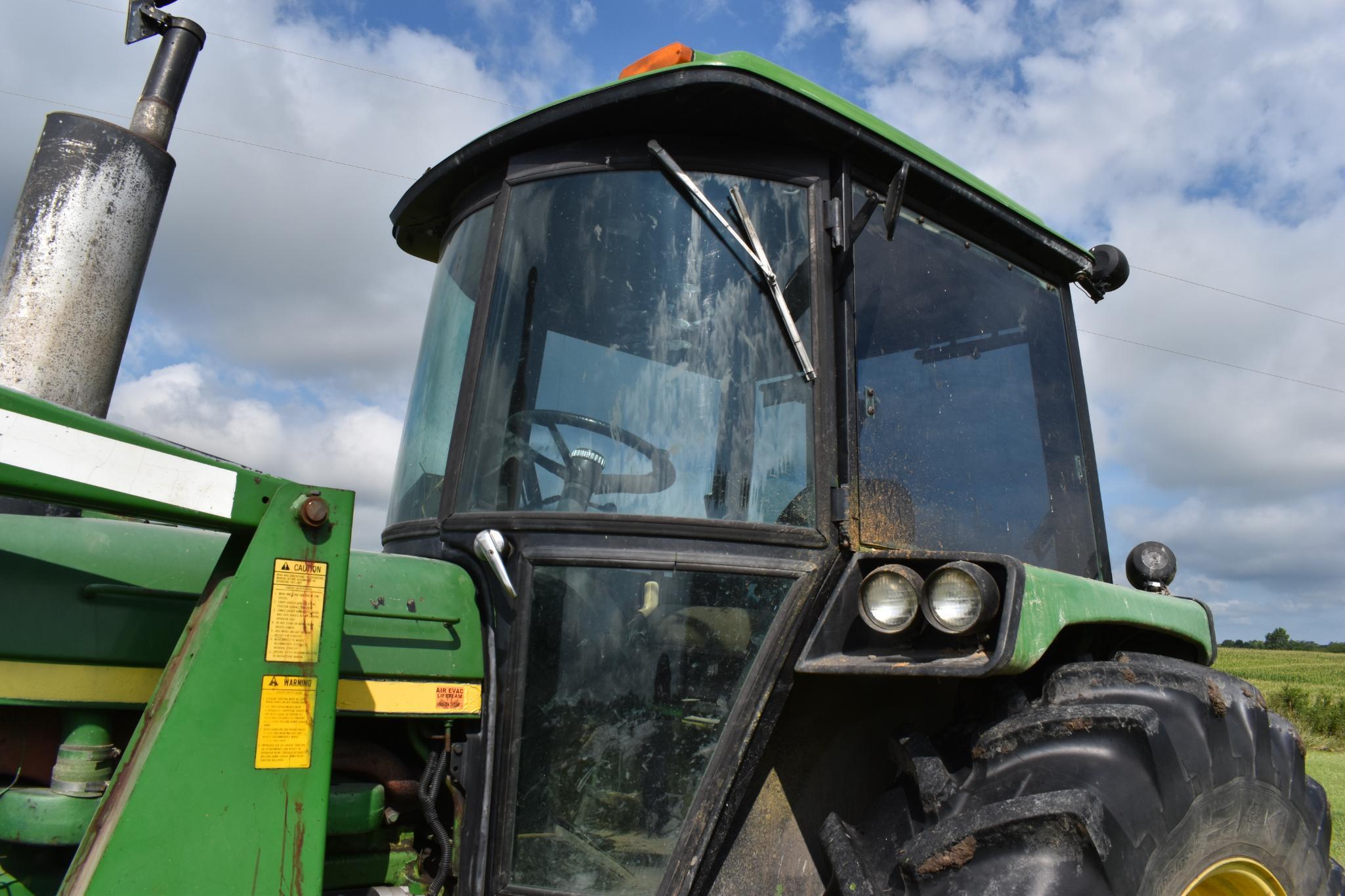 John Deere 4230 MFWD tractor