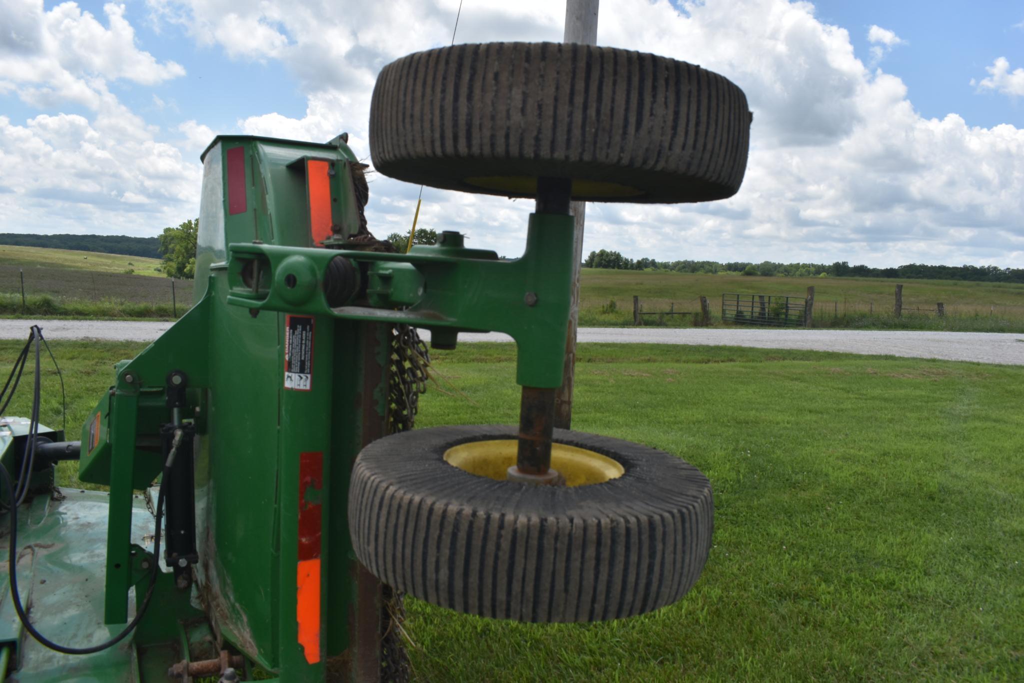 John Deere HX15 15' batwing mower