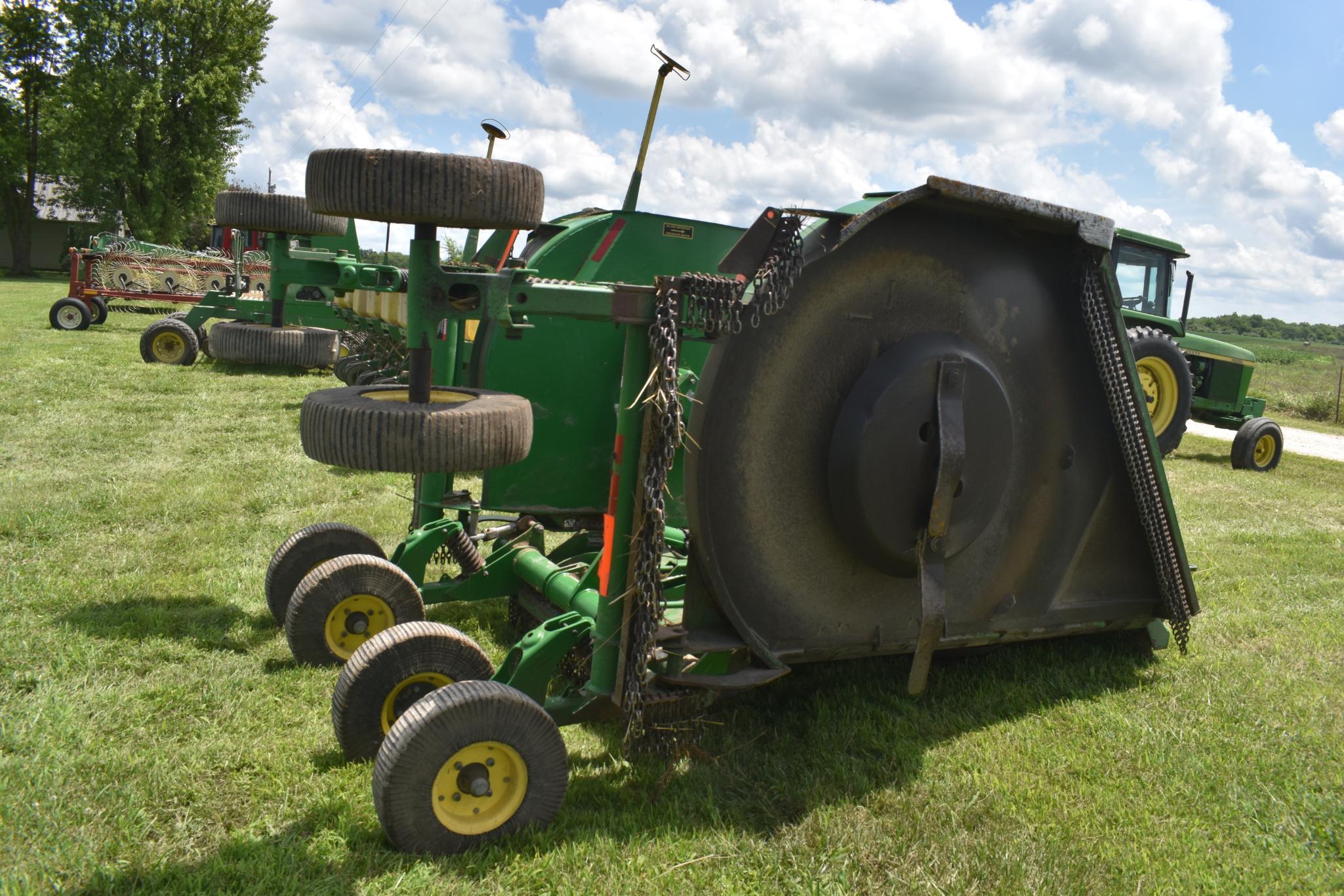 John Deere HX15 15' batwing mower