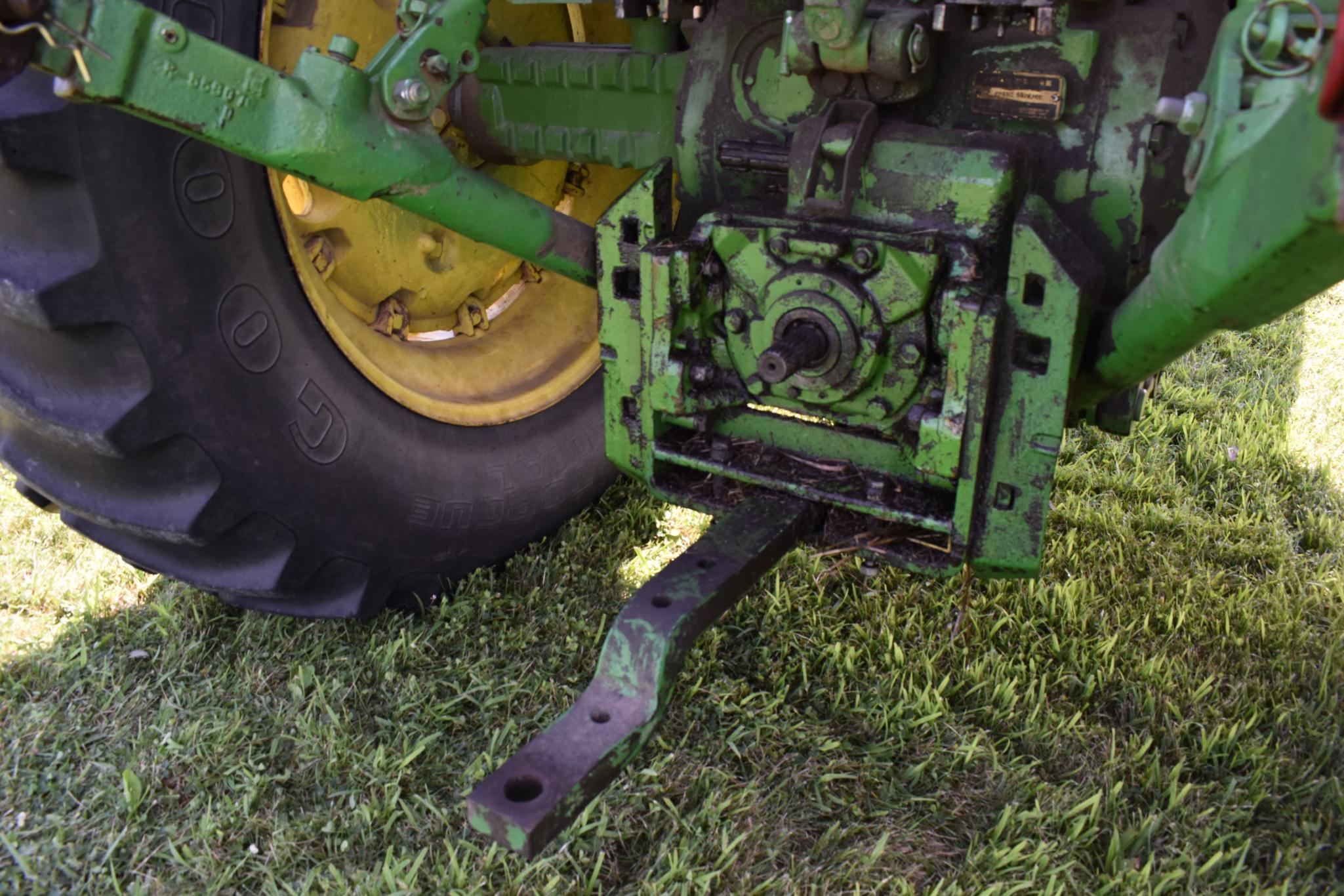 John Deere 4230 2wd tractor