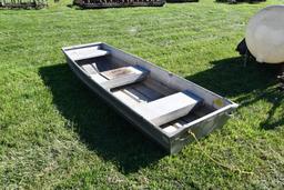 Aluminum boat