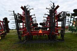 2010 Sunflower 5055 44' field cultivator