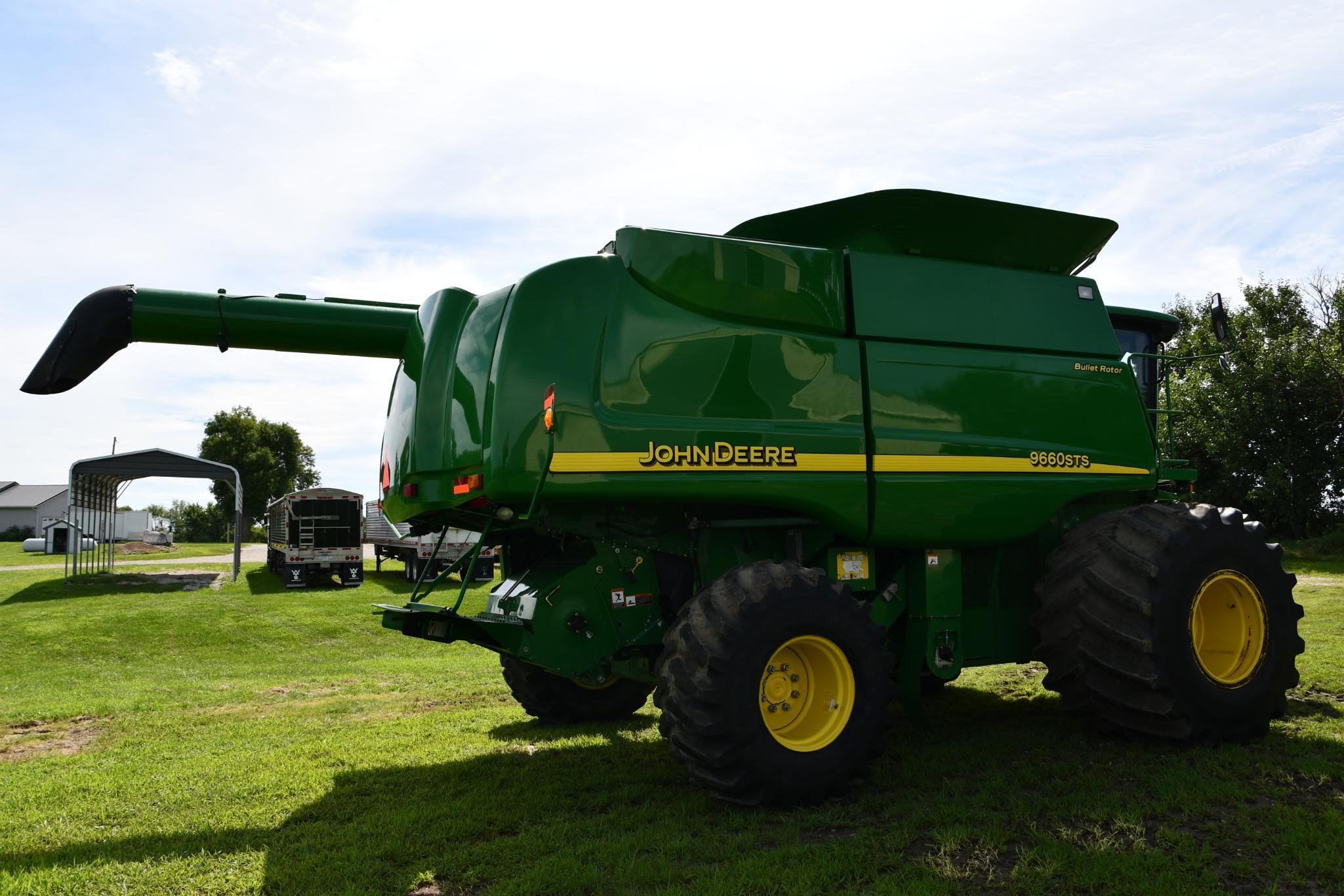 2007 John Deere 9660 STS 4wd combine