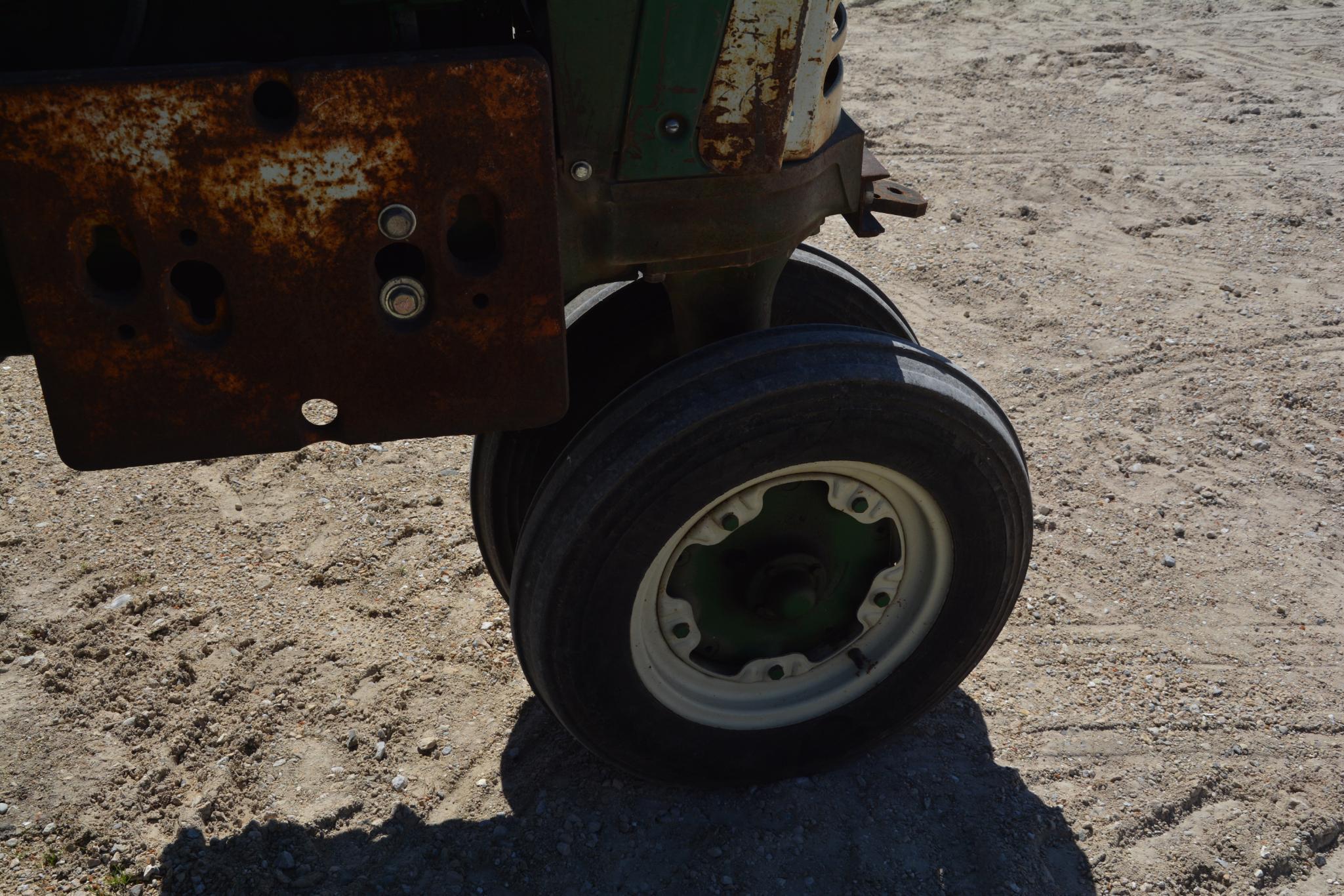 1964 62 Oliver 770 gas tractor