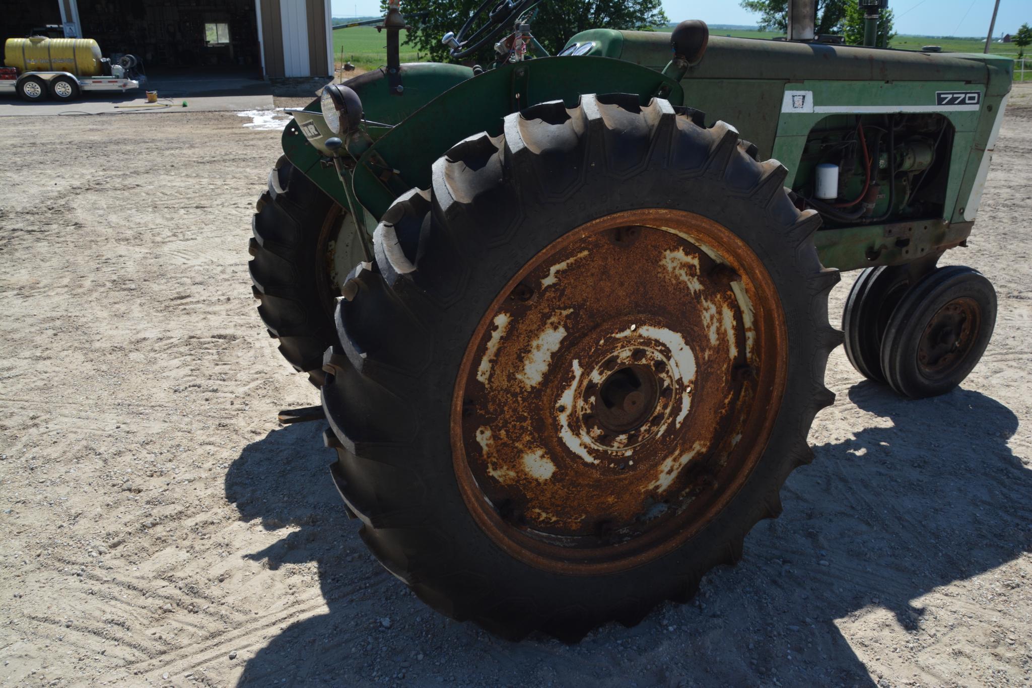 1964 62 Oliver 770 gas tractor