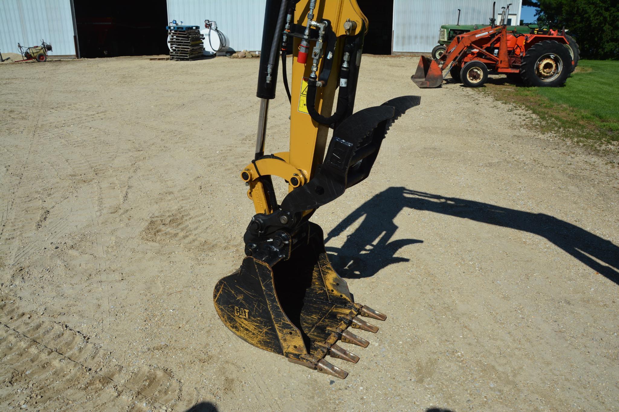 2014 CAT 304E CR mini excavator