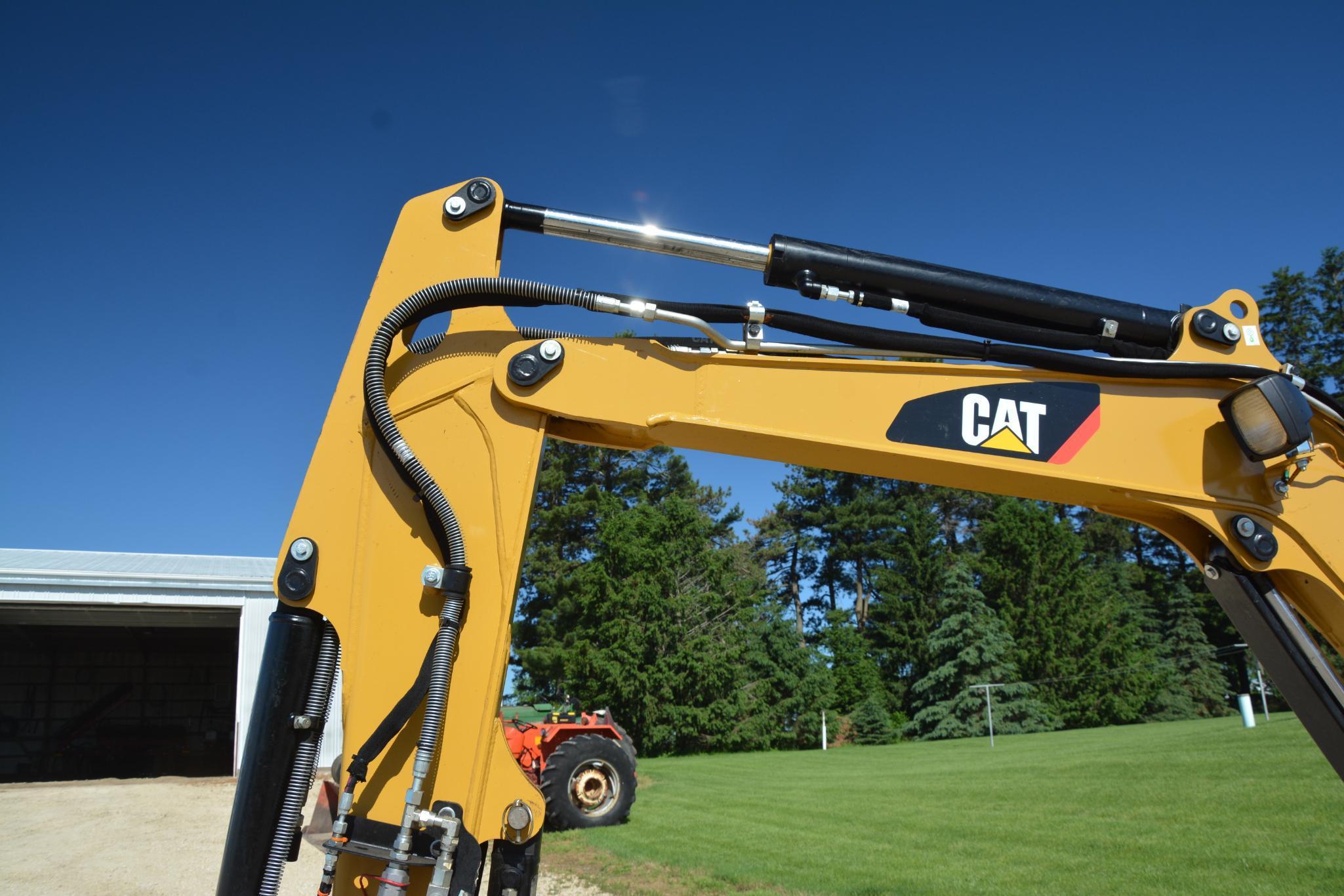 2014 CAT 304E CR mini excavator