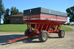 Brent 640 gravity wagon