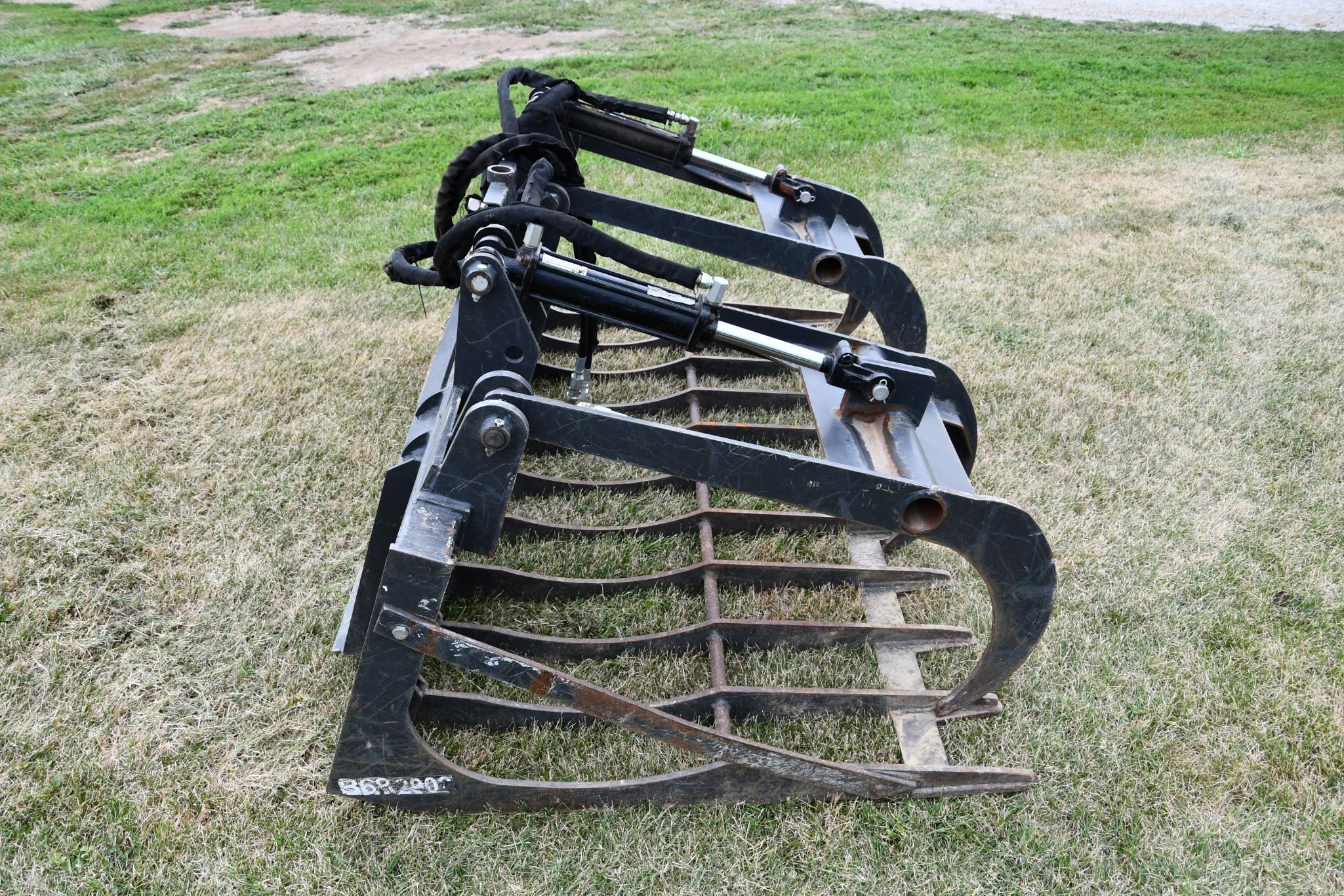 68" skid steer bucket w/ grapple forks